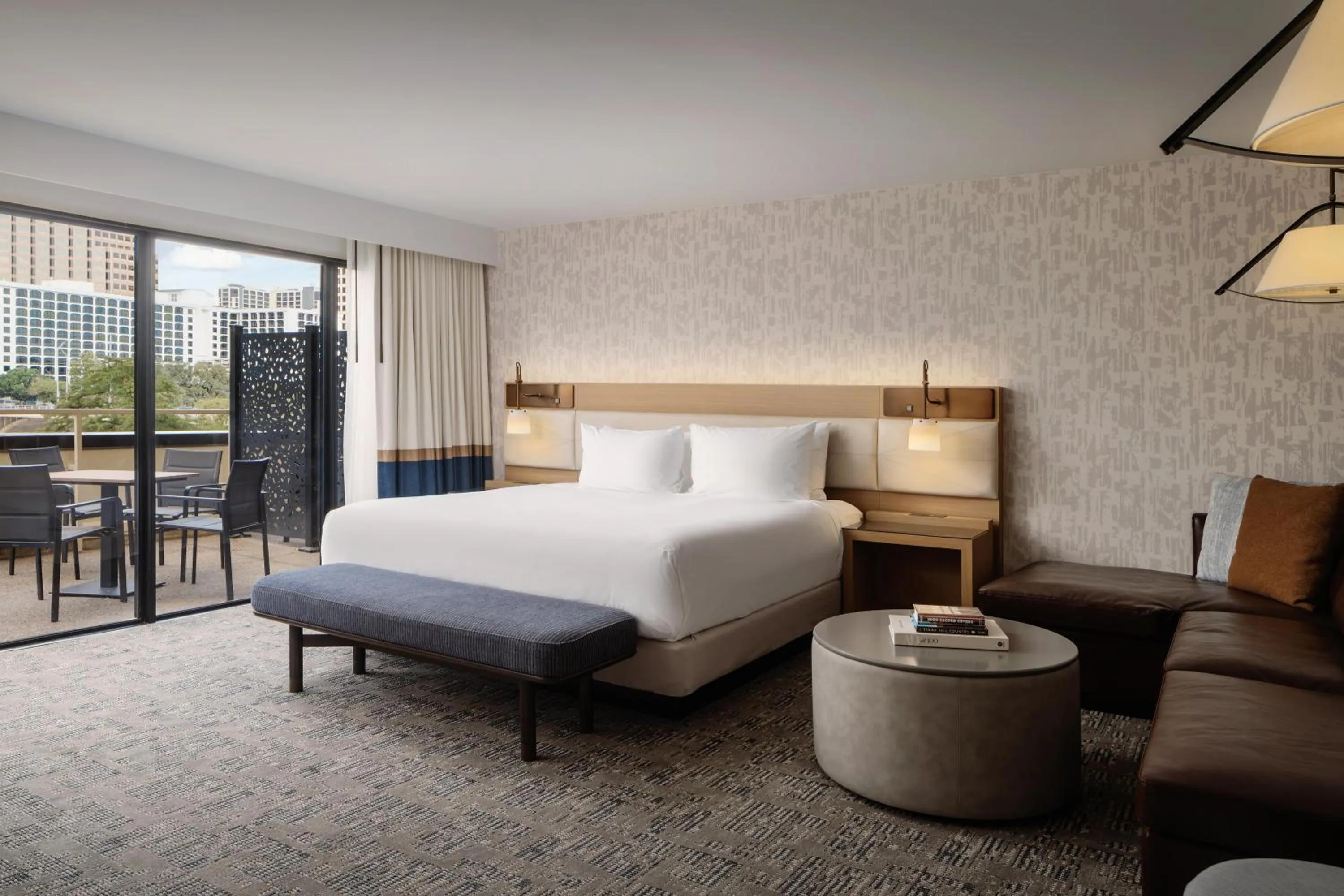 Photo of the whole room, Bed in Hyatt Regency Austin