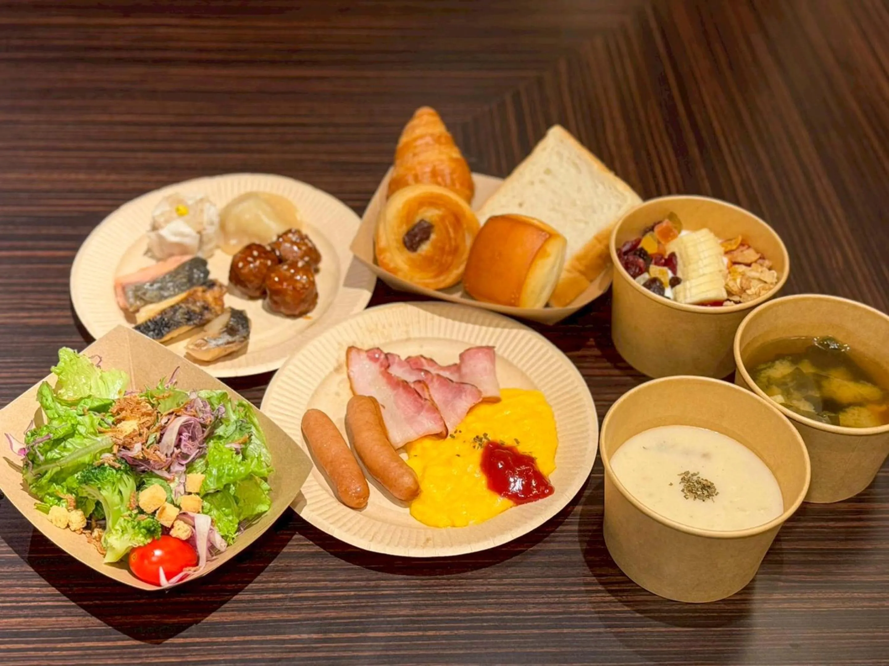 Breakfast in Meguroholic Hotel