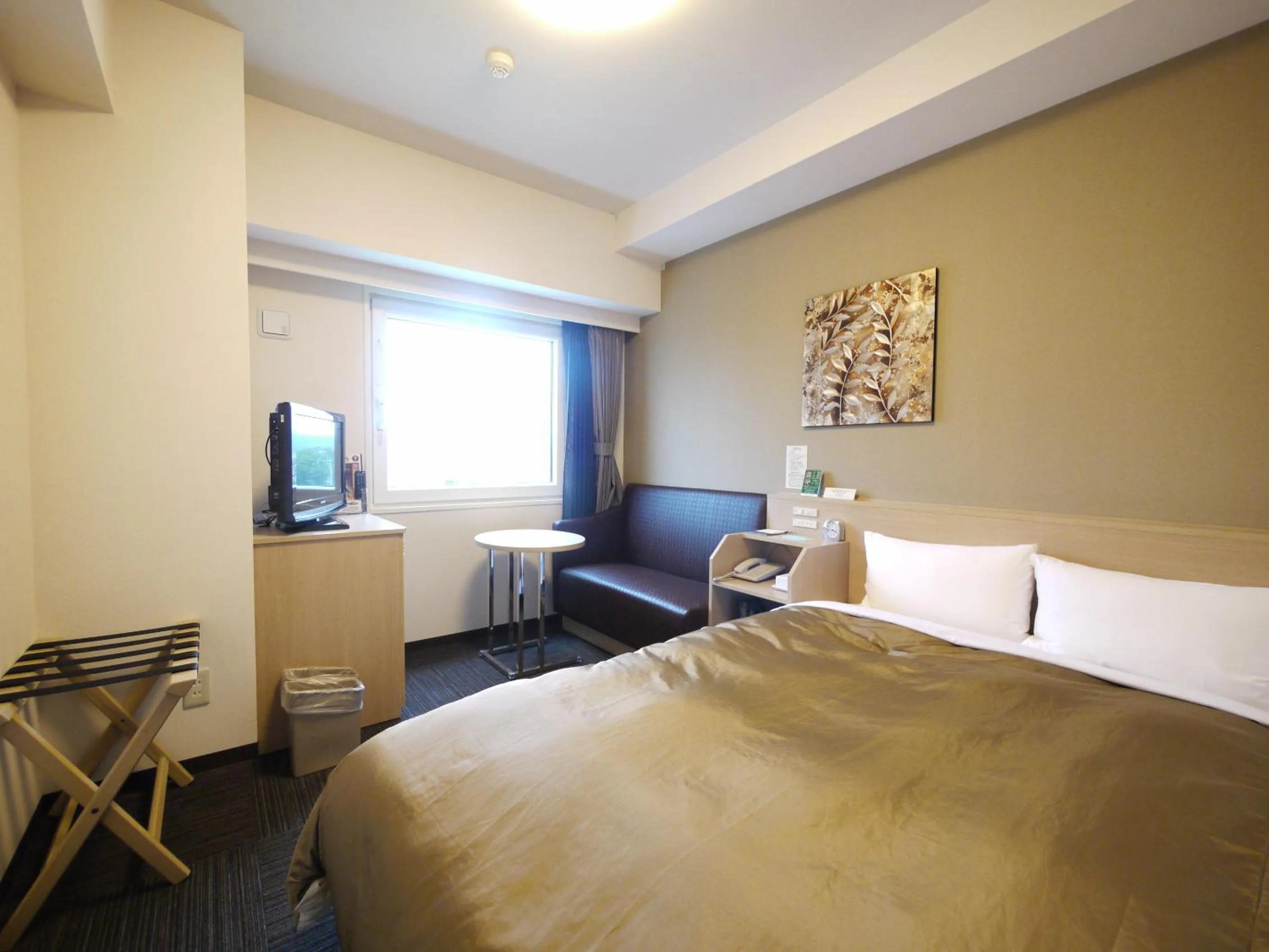 Day, Bed in Hotel Route-Inn Sendai Taiwa Inter