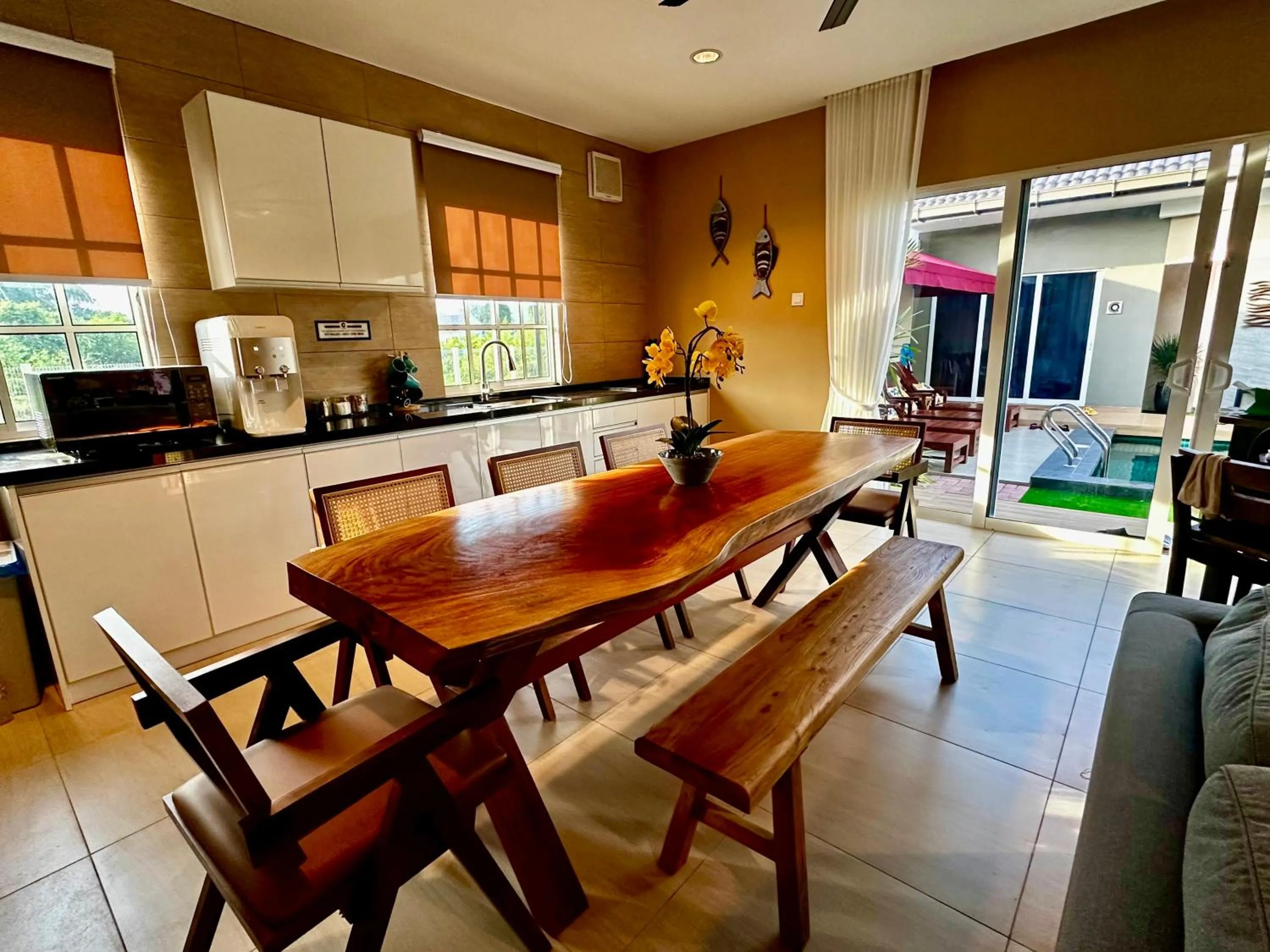 Kitchen or kitchenette in The Paddy Field - Private Pool Villas