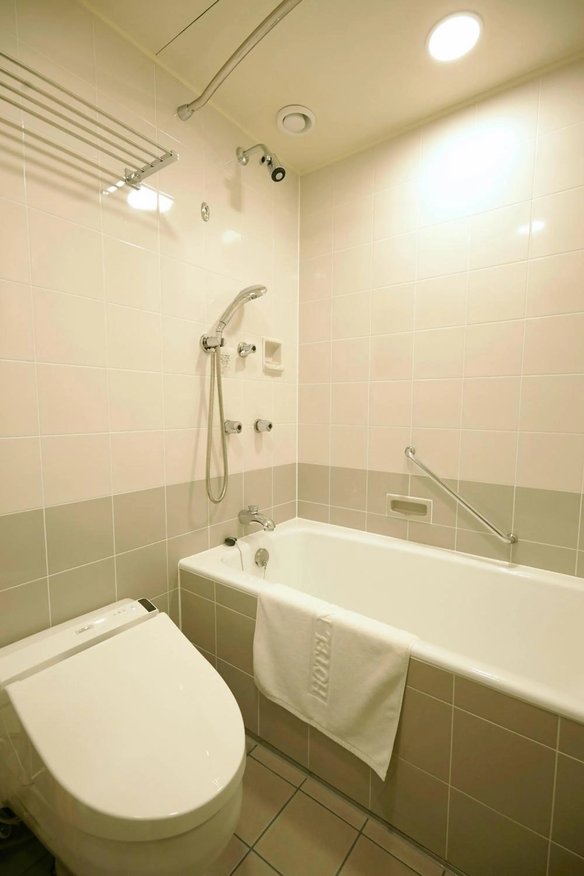 Bathroom in Hotel New Grand