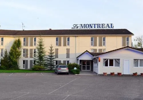 Property building in Cit'Hotel Le Montreal
