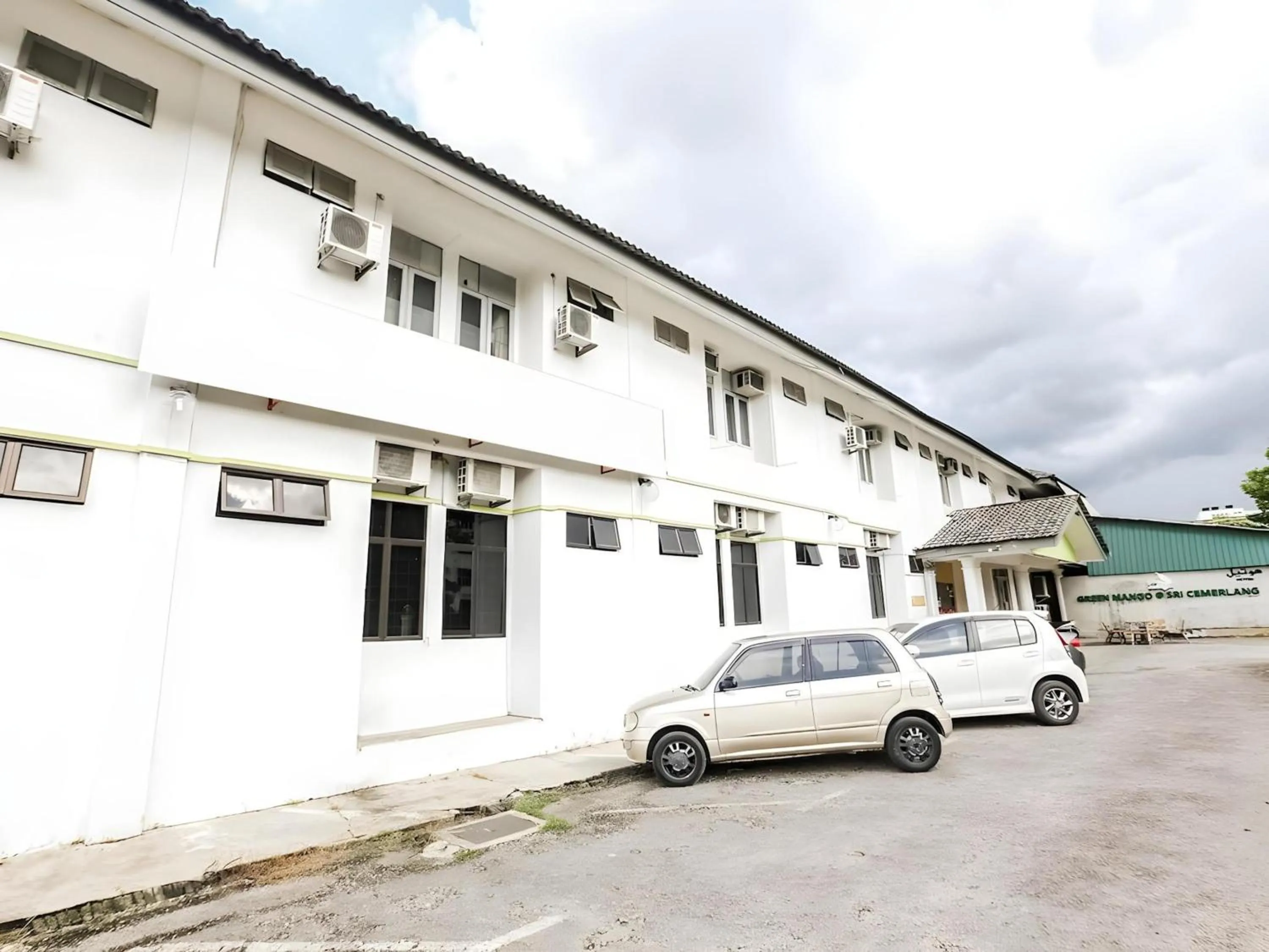 Property building in Hotel O Green Mango @ Sri Cemerlang