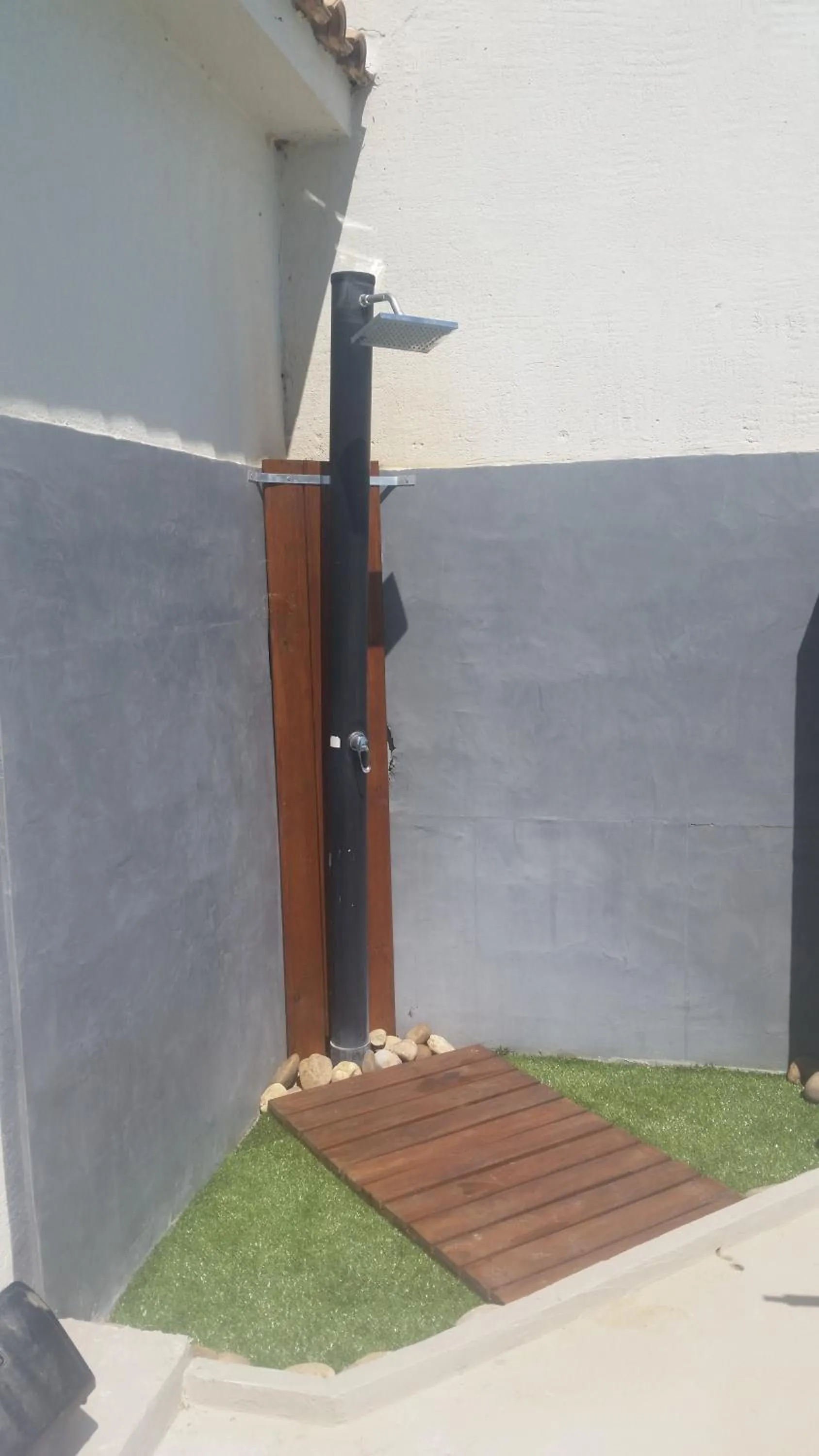 Pool view in Logis Hôtel Restaurant Les Aubuns