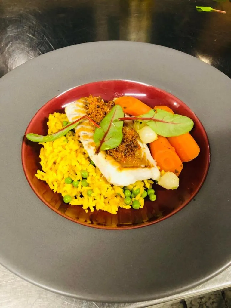 Food and drinks in Logis Hôtel Restaurant Les Aubuns