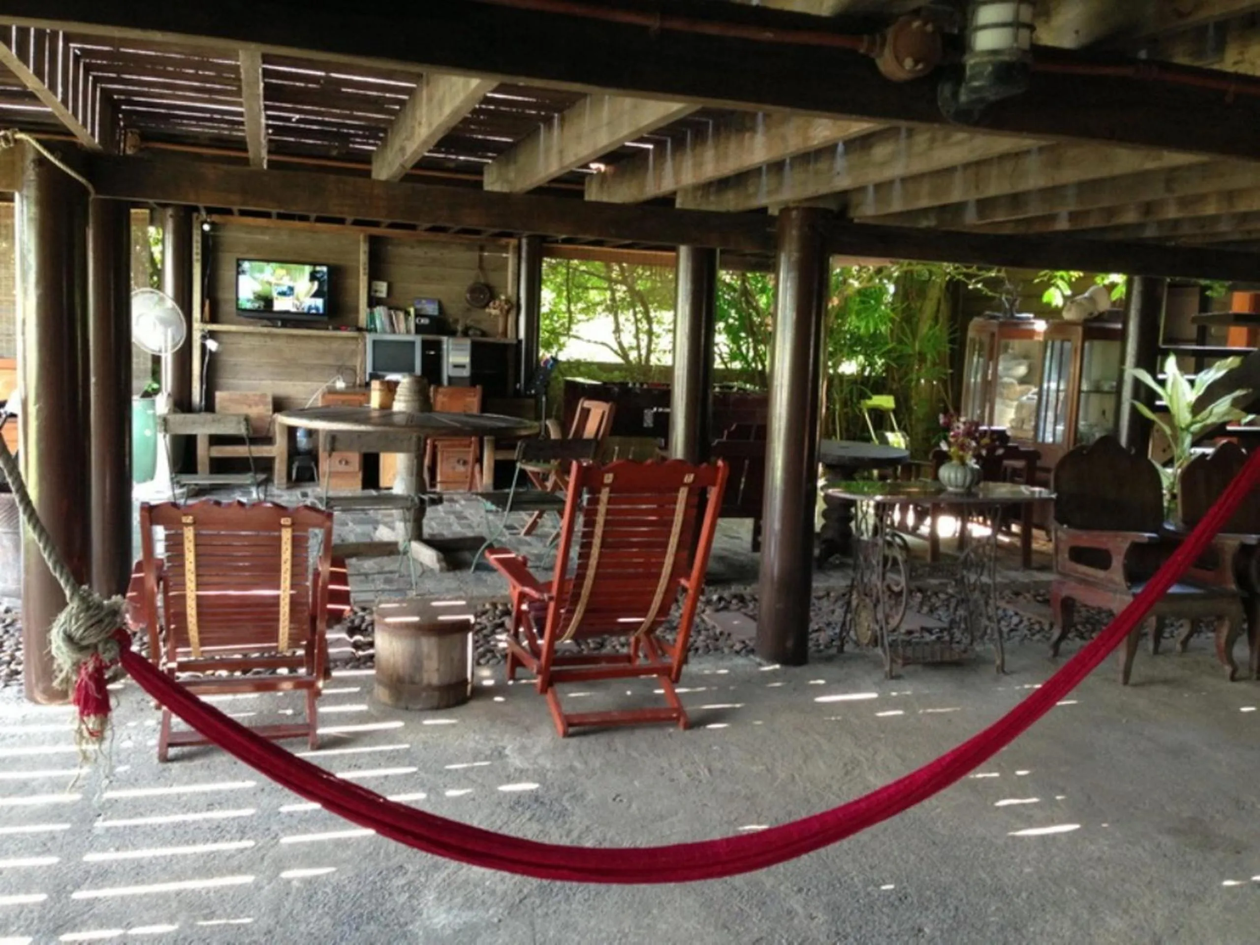 Area and facilities in Ayothaya Riverside House