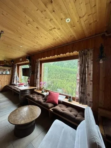 Edelweiss Hotel Champoluc