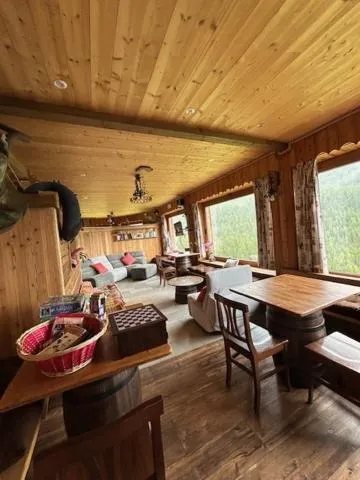 Seating area in Edelweiss Hotel Champoluc