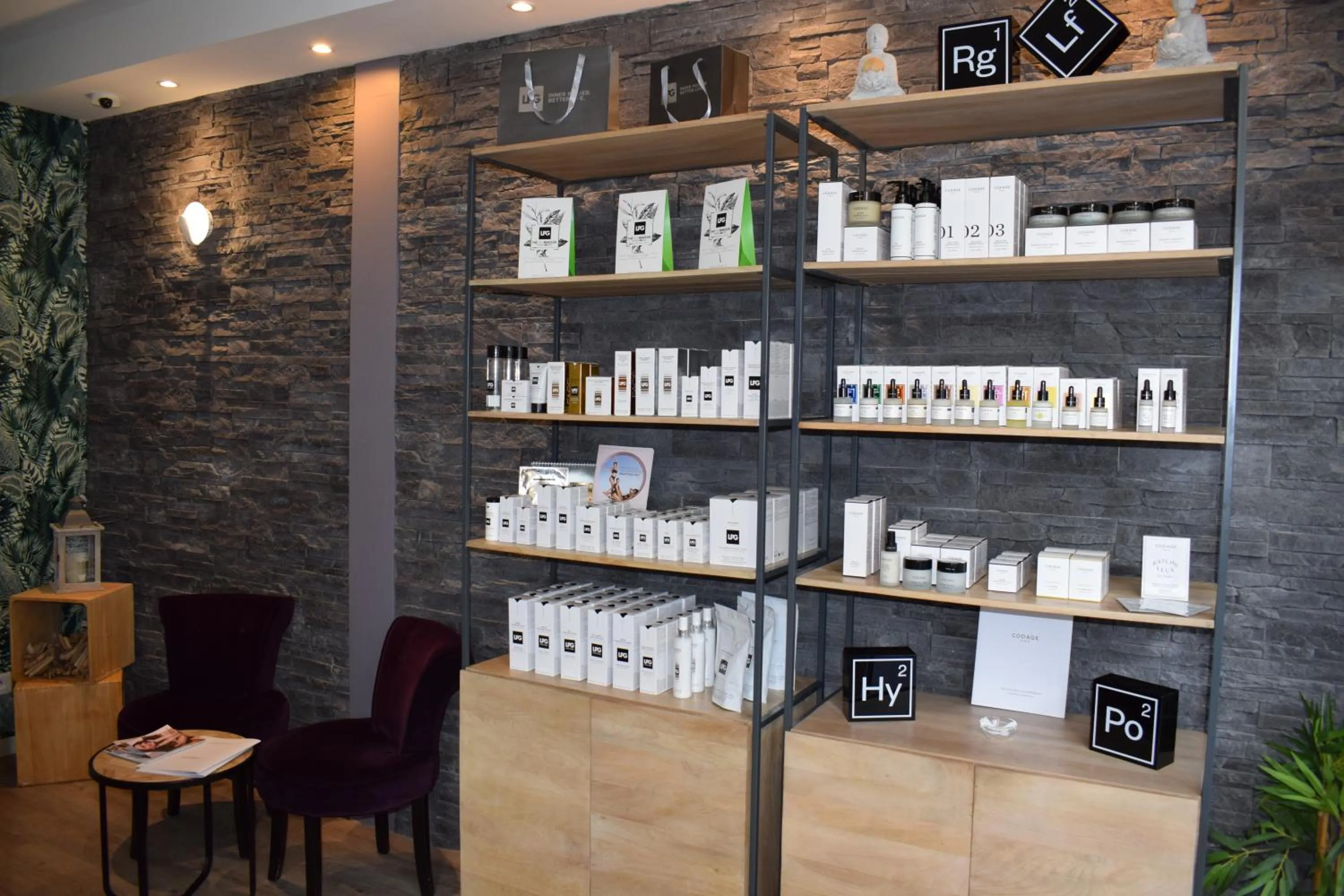 On-site shops in La Loggia Appart'Hôtel & Spa