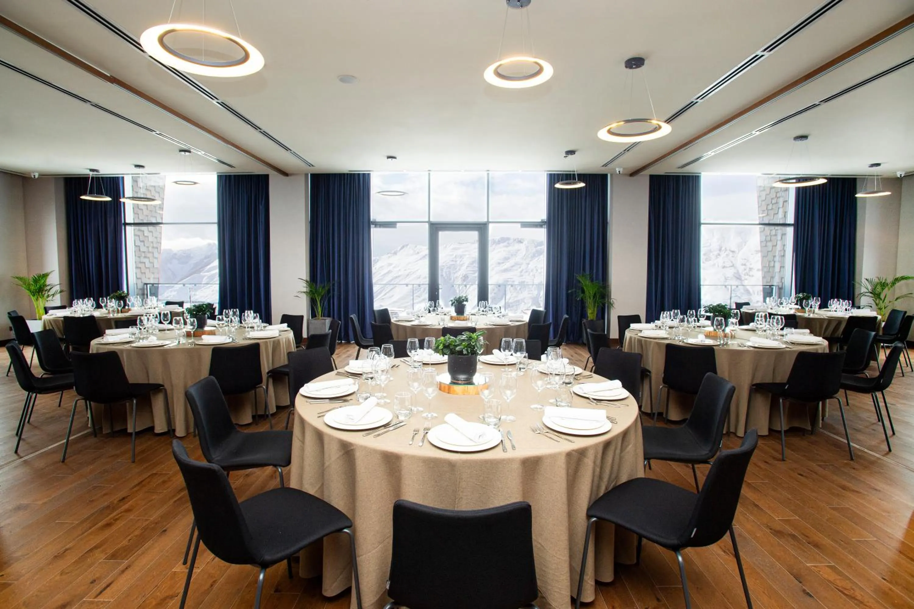 Day in Gudauri Lodge