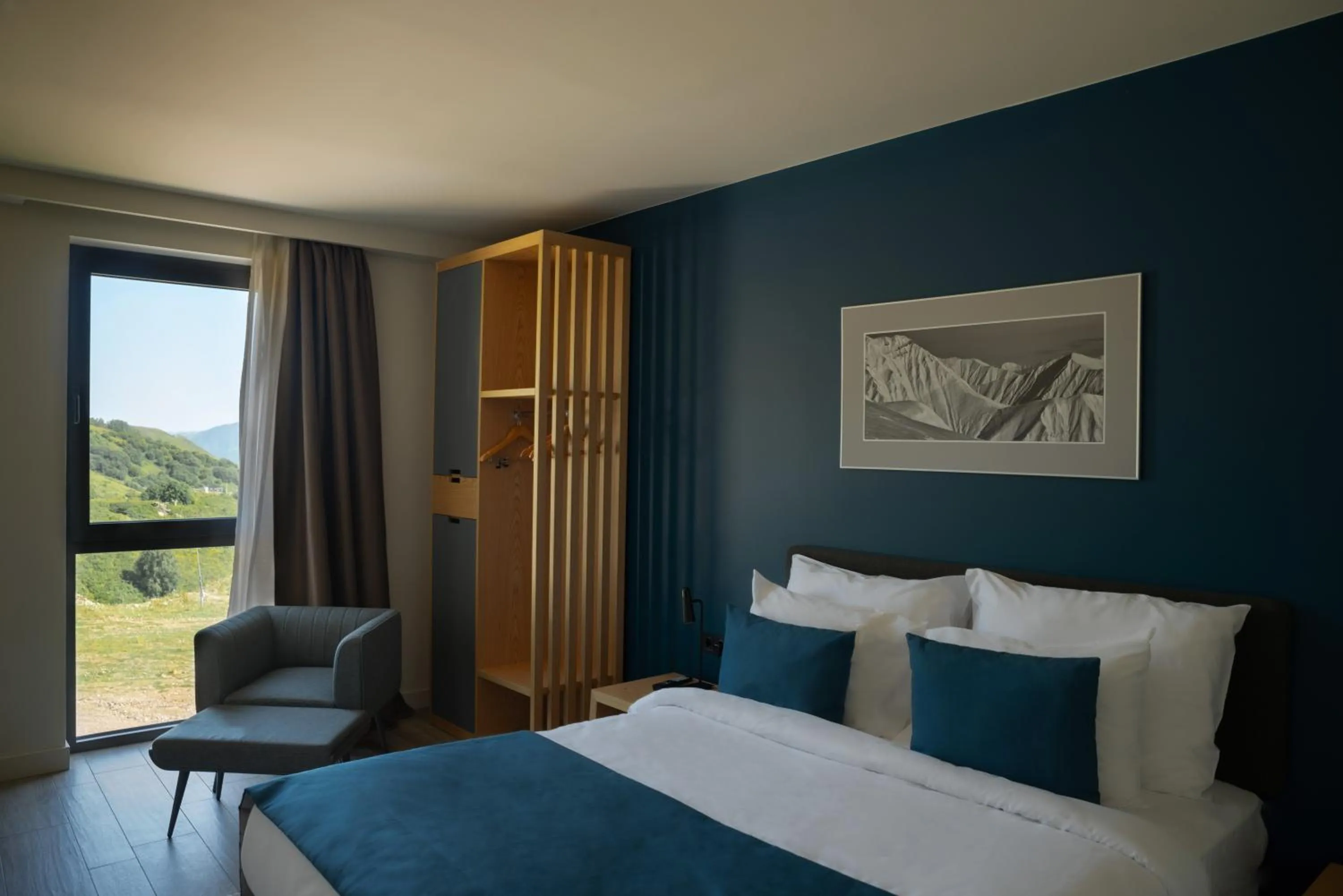 Bedroom, Bed in Gudauri Lodge