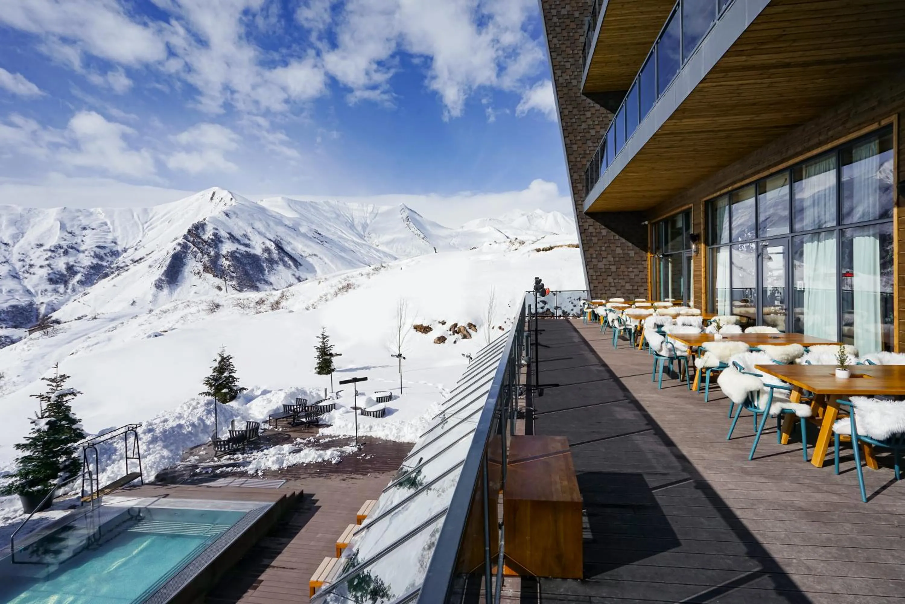 Restaurant/places to eat in Gudauri Lodge