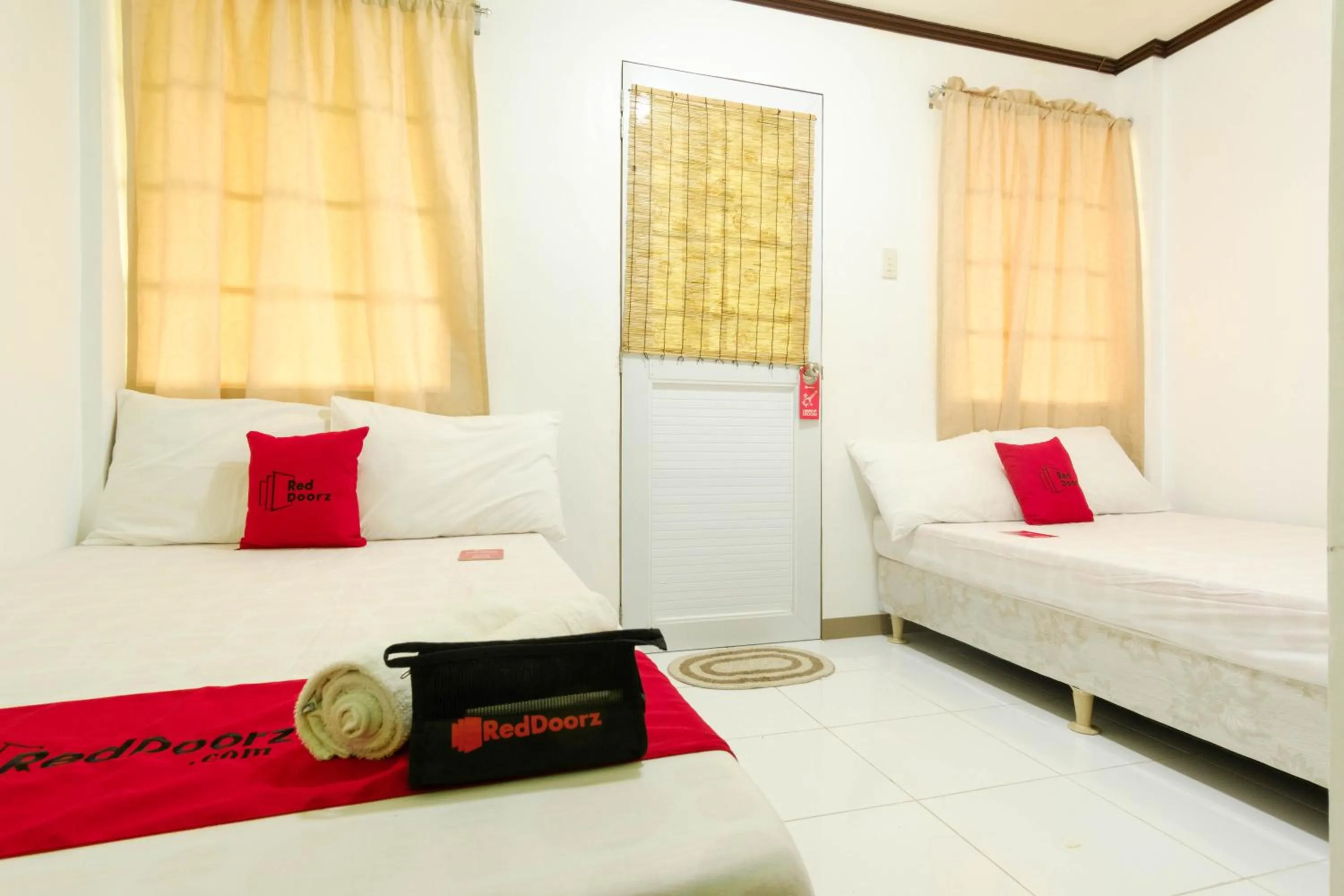 Bedroom, Seating Area in RedDoorz @ Prince JB Beach Resort Zambales