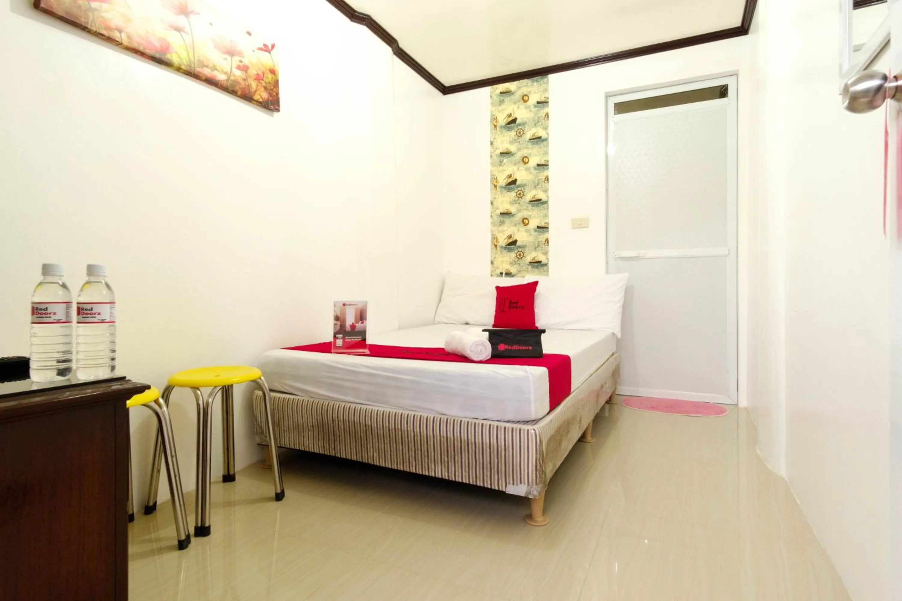 Bed in RedDoorz @ Prince JB Beach Resort Zambales