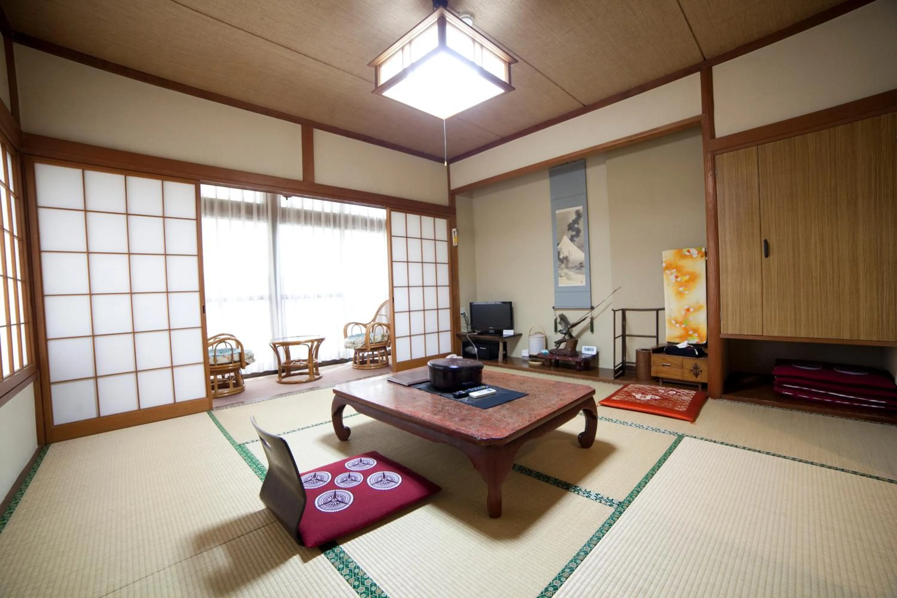 Photo of the whole room in Hinodeya