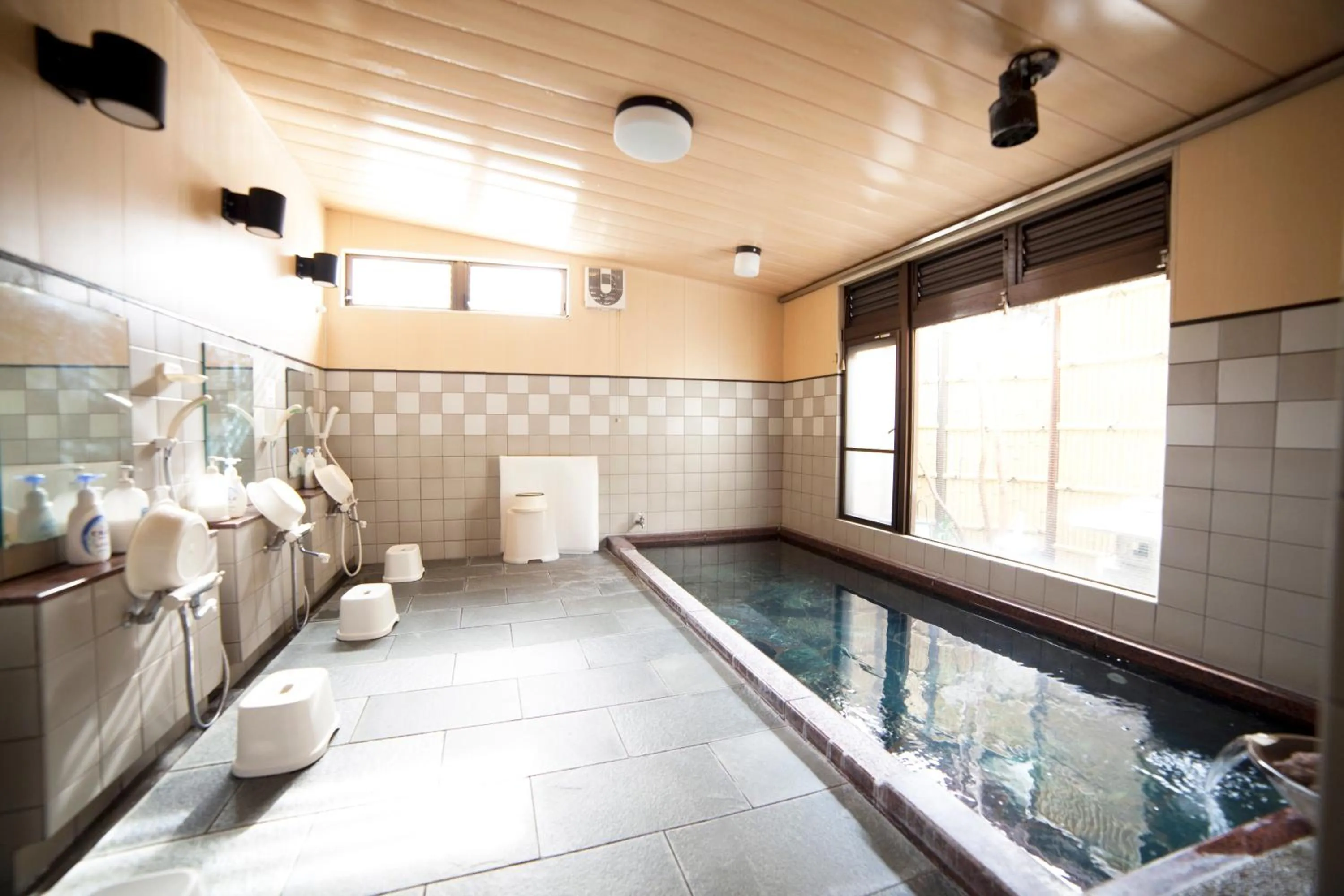 Public Bath in Hinodeya