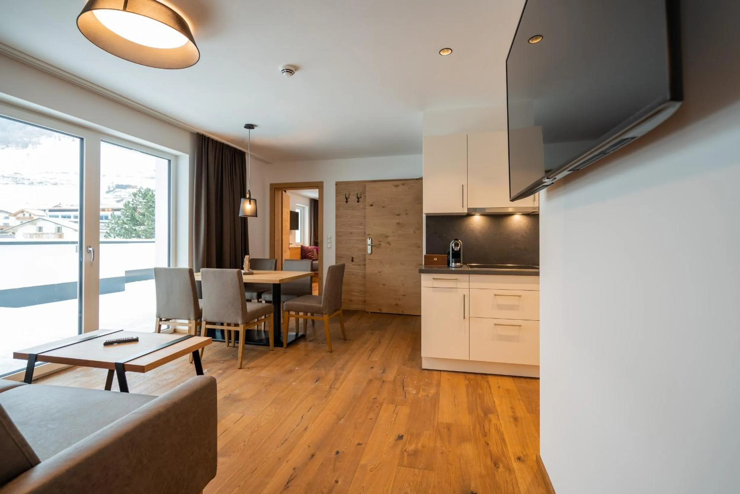 Dining area in Suites Nauders by mein Almhof Superior