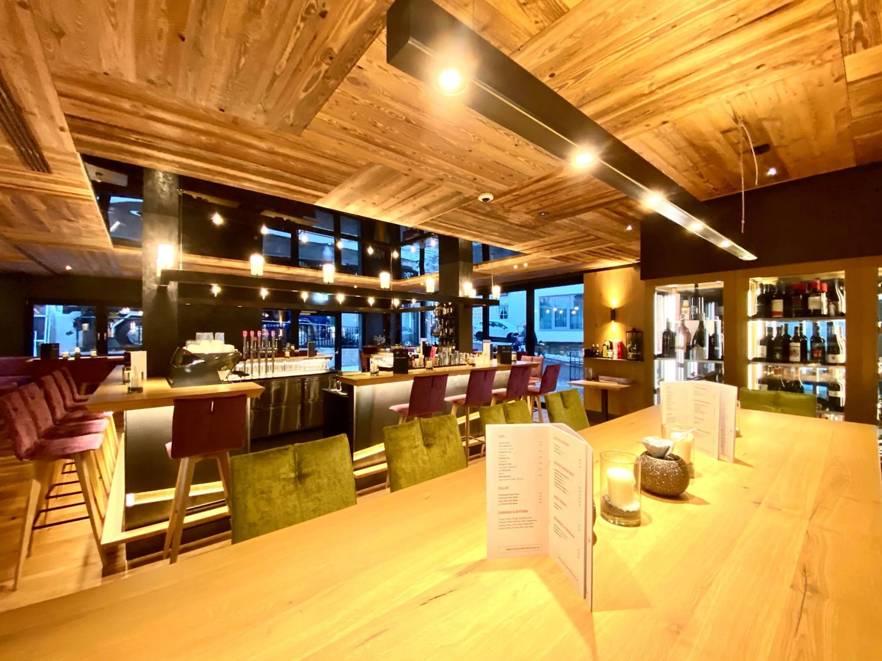 Restaurant/places to eat in Suites Nauders by mein Almhof Superior