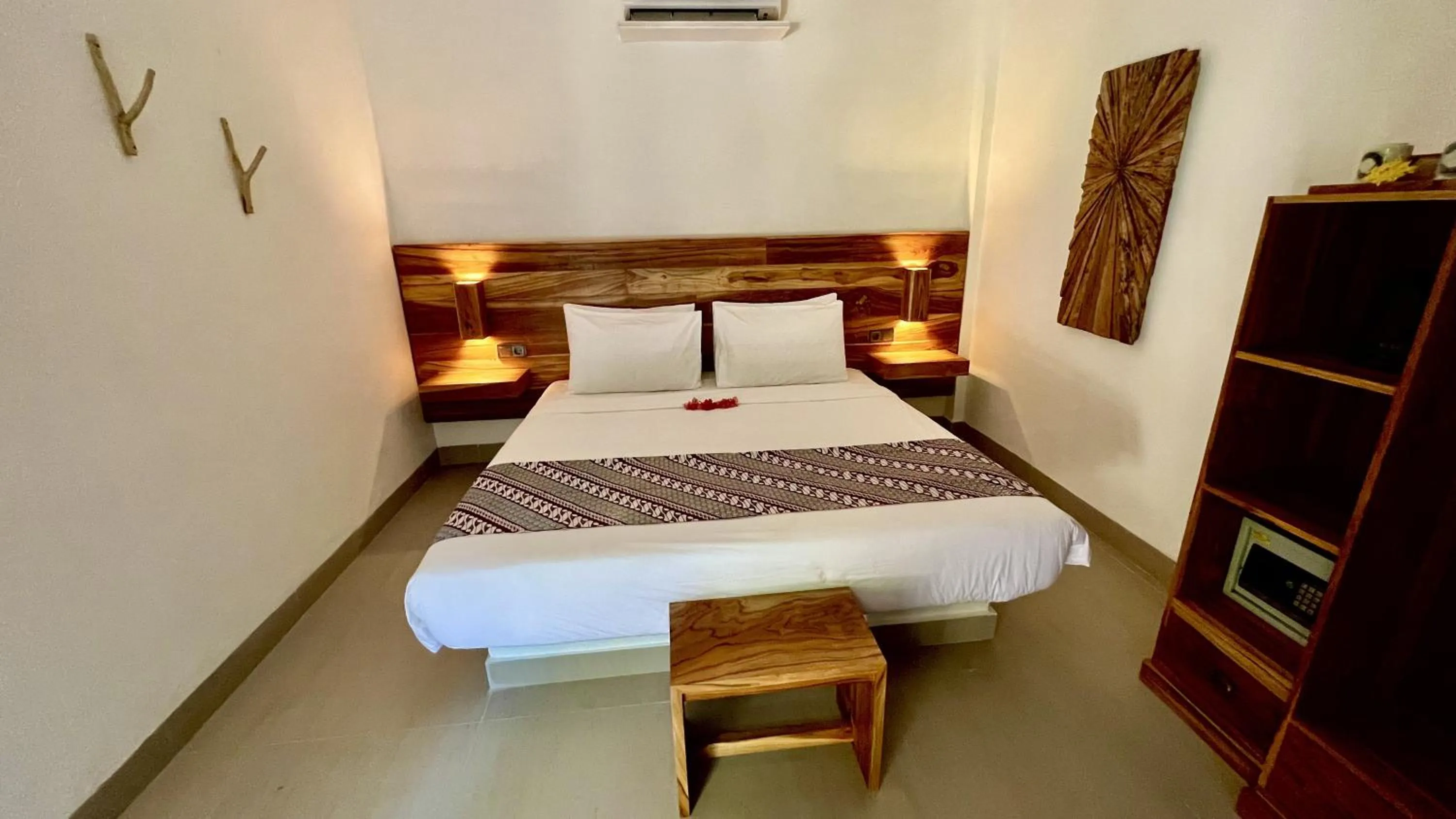 Bed in Marygio Gili Resort