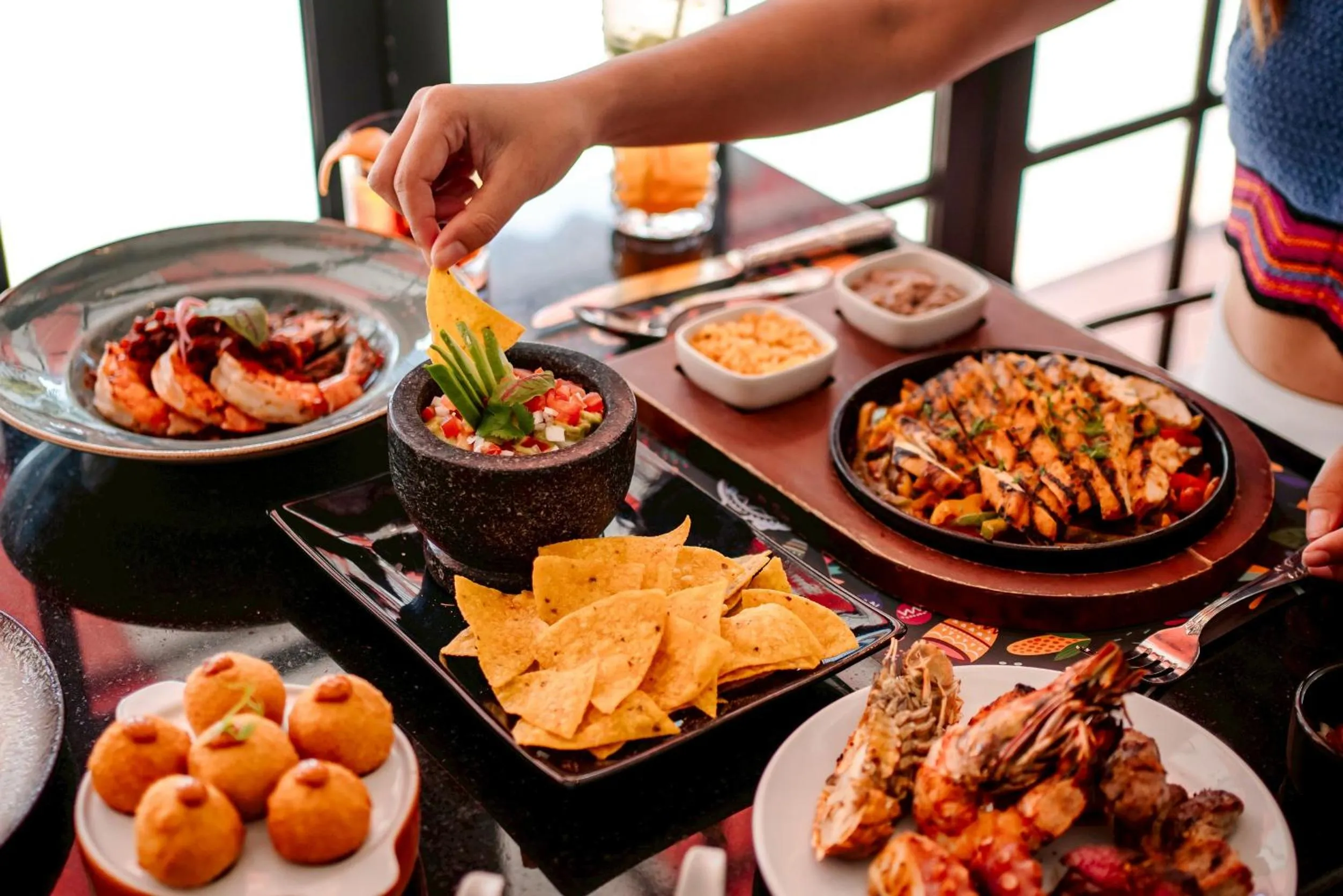 Restaurant/places to eat in Rembrandt Residences Bangkok