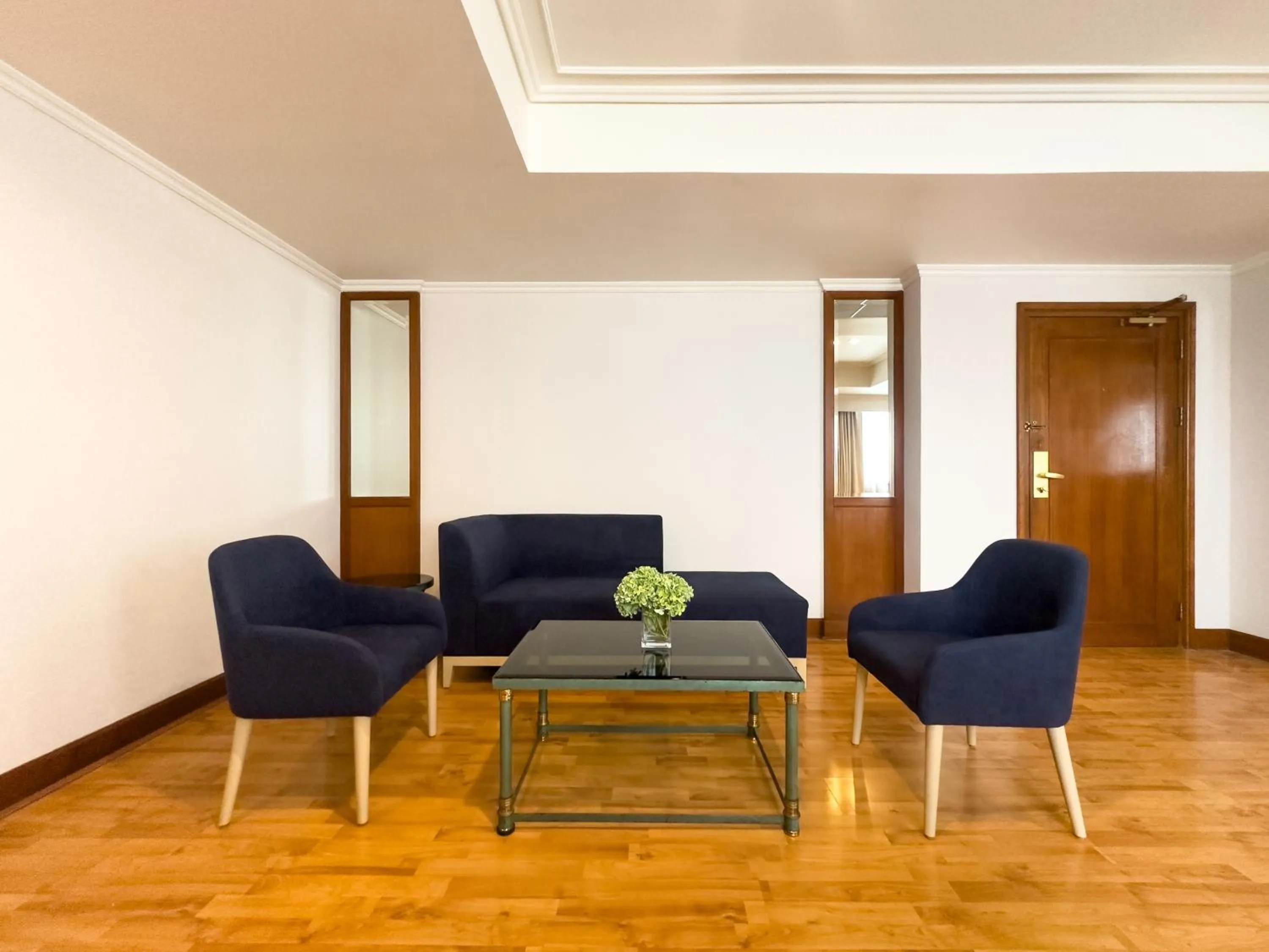 Living room in Rembrandt Residences Bangkok