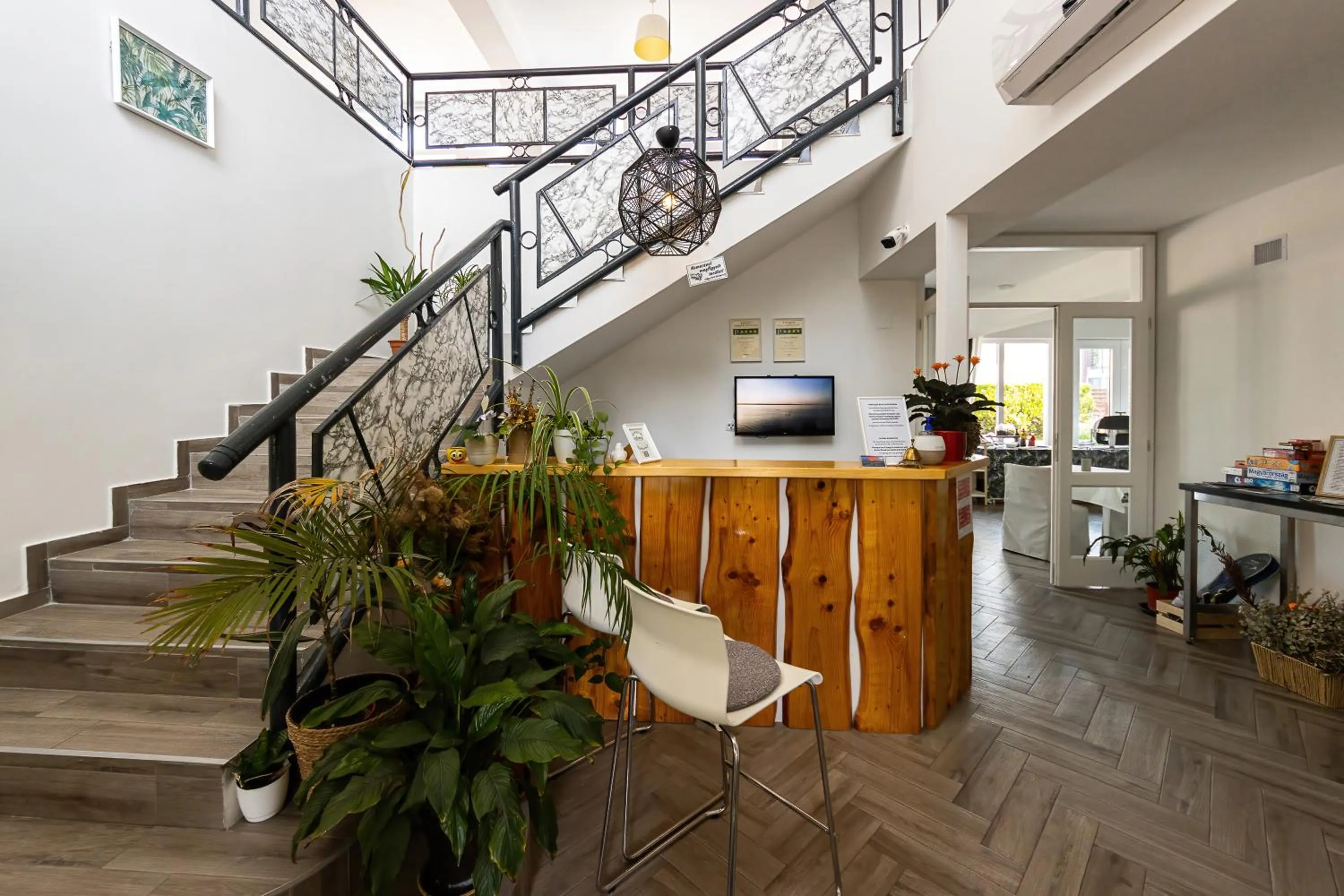 Lobby or reception in PLAGE-ON Panzió