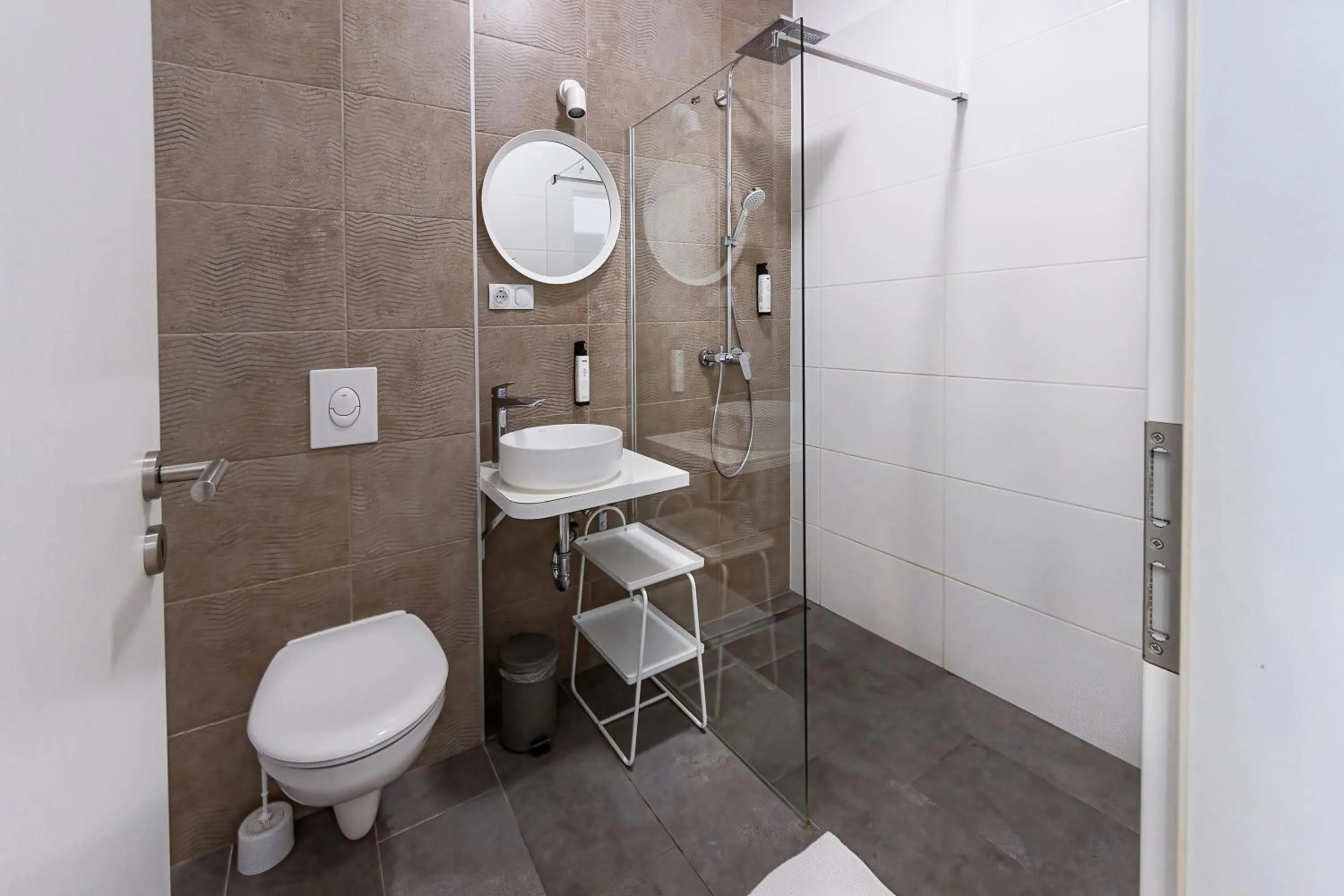 Bathroom in PLAGE-ON Panzió