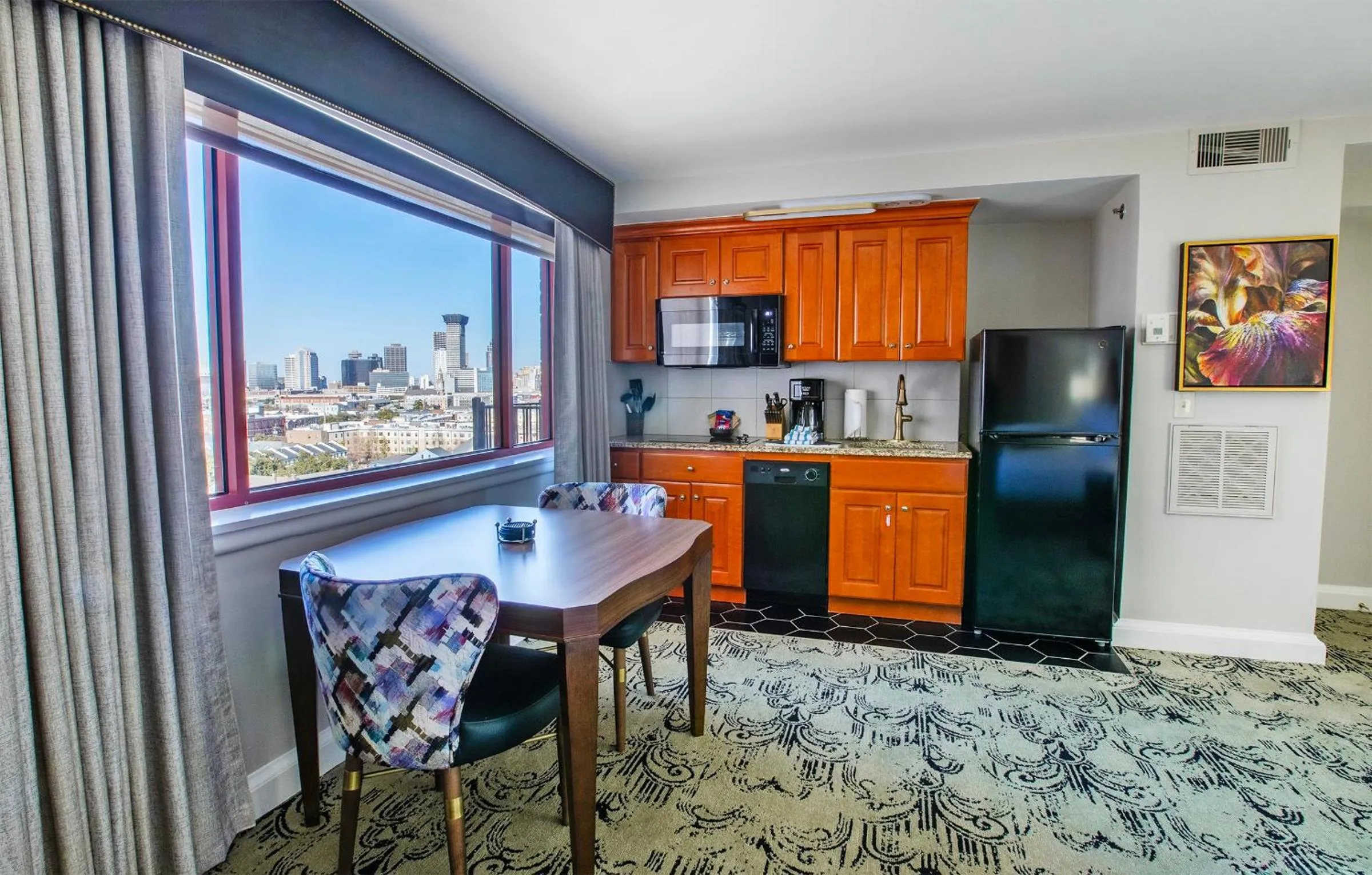 Restaurant/places to eat in Club Wyndham Avenue Plaza