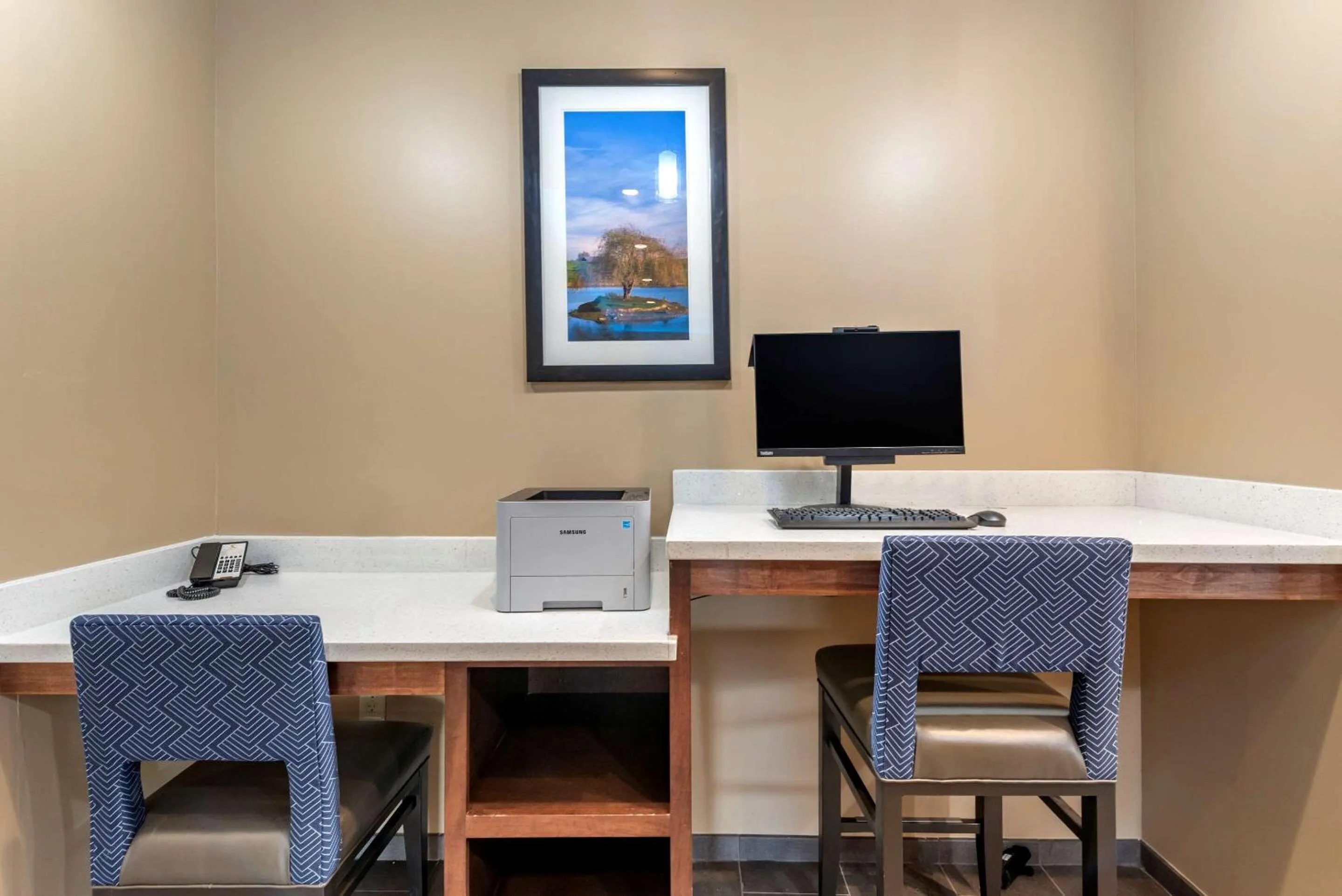 On site in Comfort Suites Dry Ridge