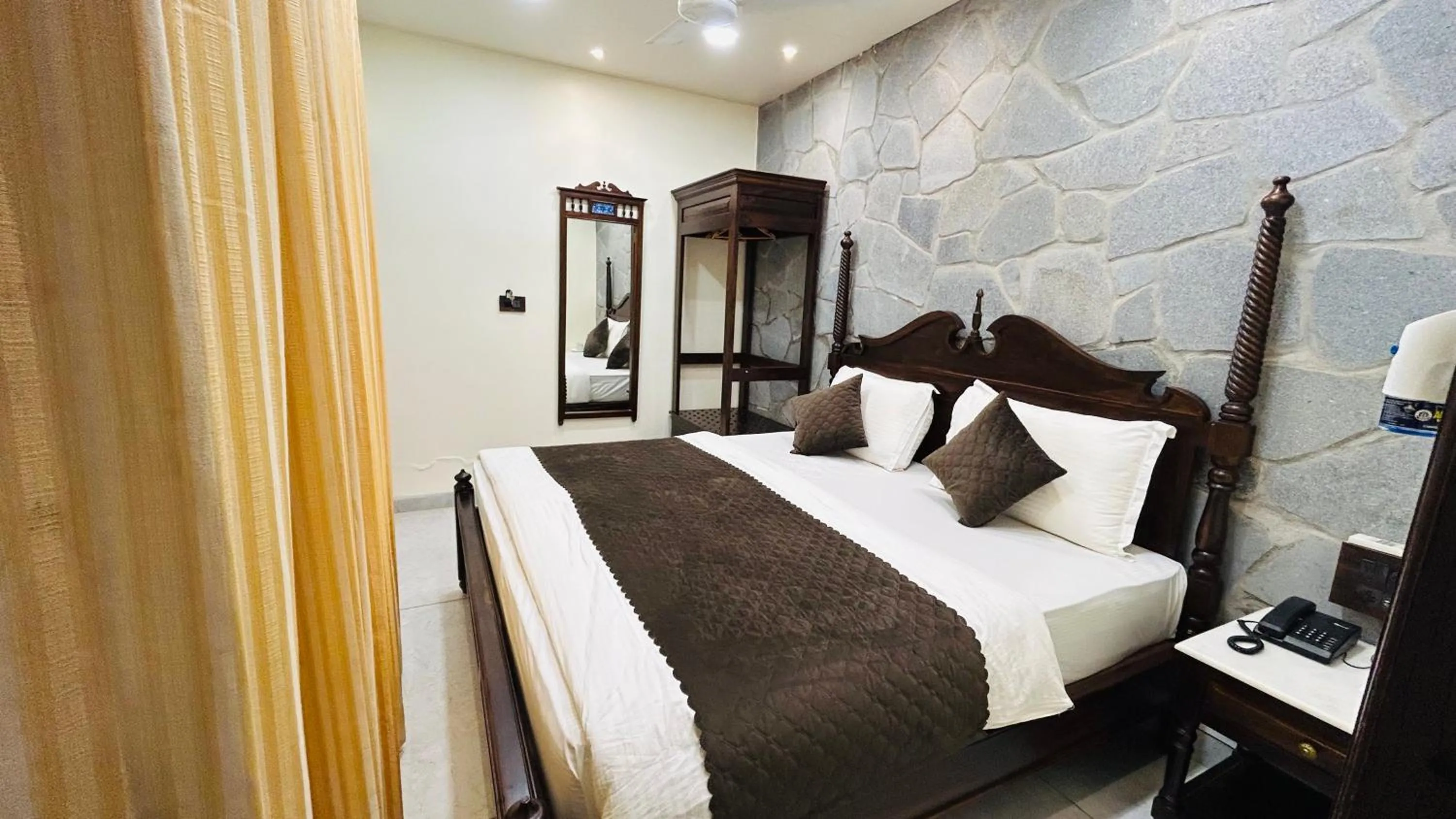 Bedroom, Bed in Hari Niwas - A Boutique Garden Resort Mount Abu
