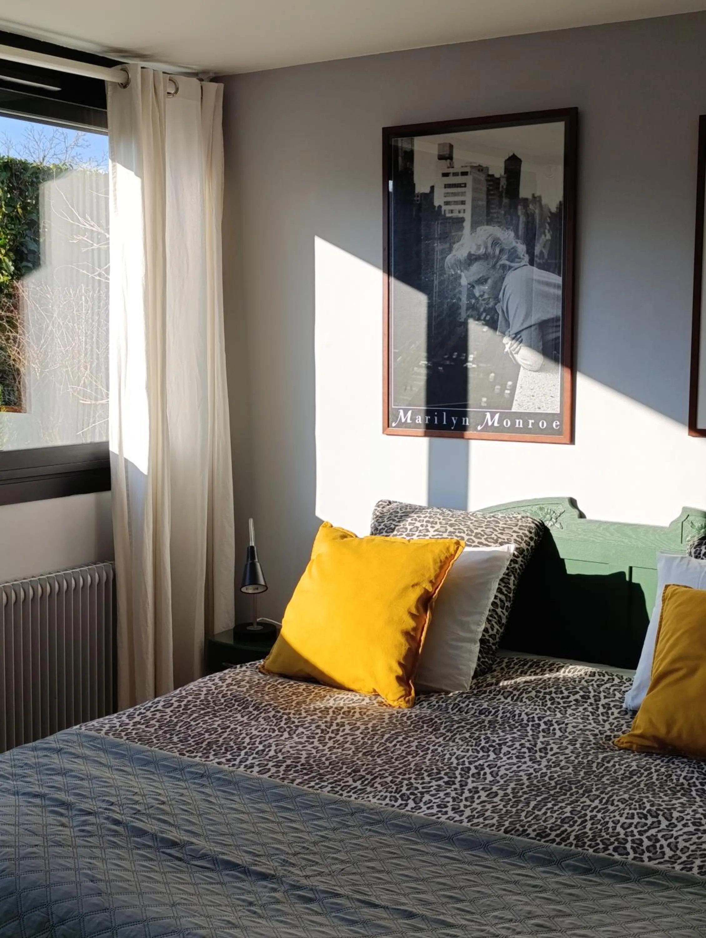 Photo of the whole room, Bed in Chambres d'hôtes La Tribu