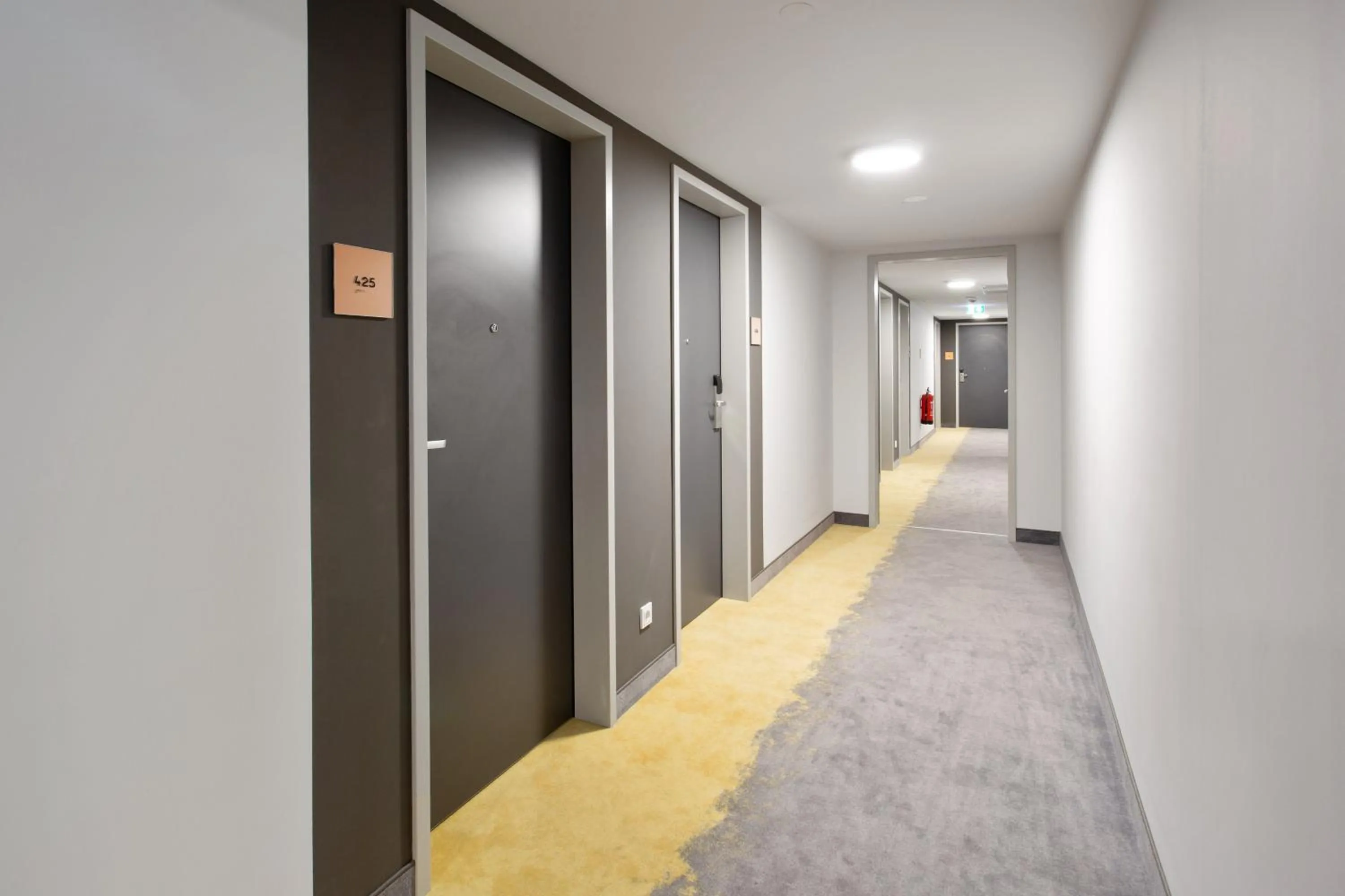 Staff in Campanile Duisburg City