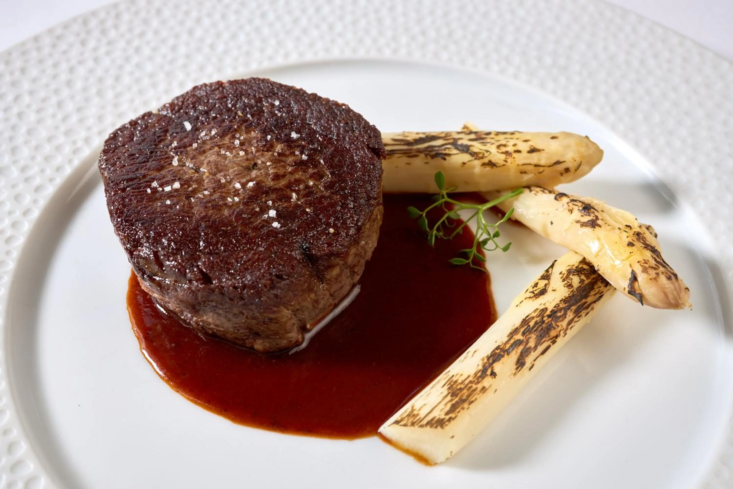 Restaurant/places to eat in Le Château de la Tour