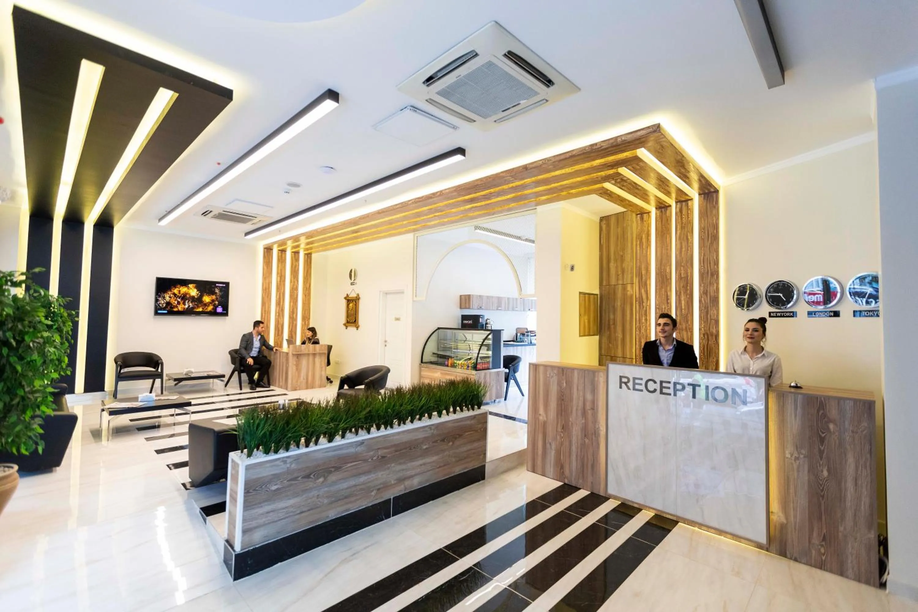 Lobby or reception in World Point Hotel Besyol