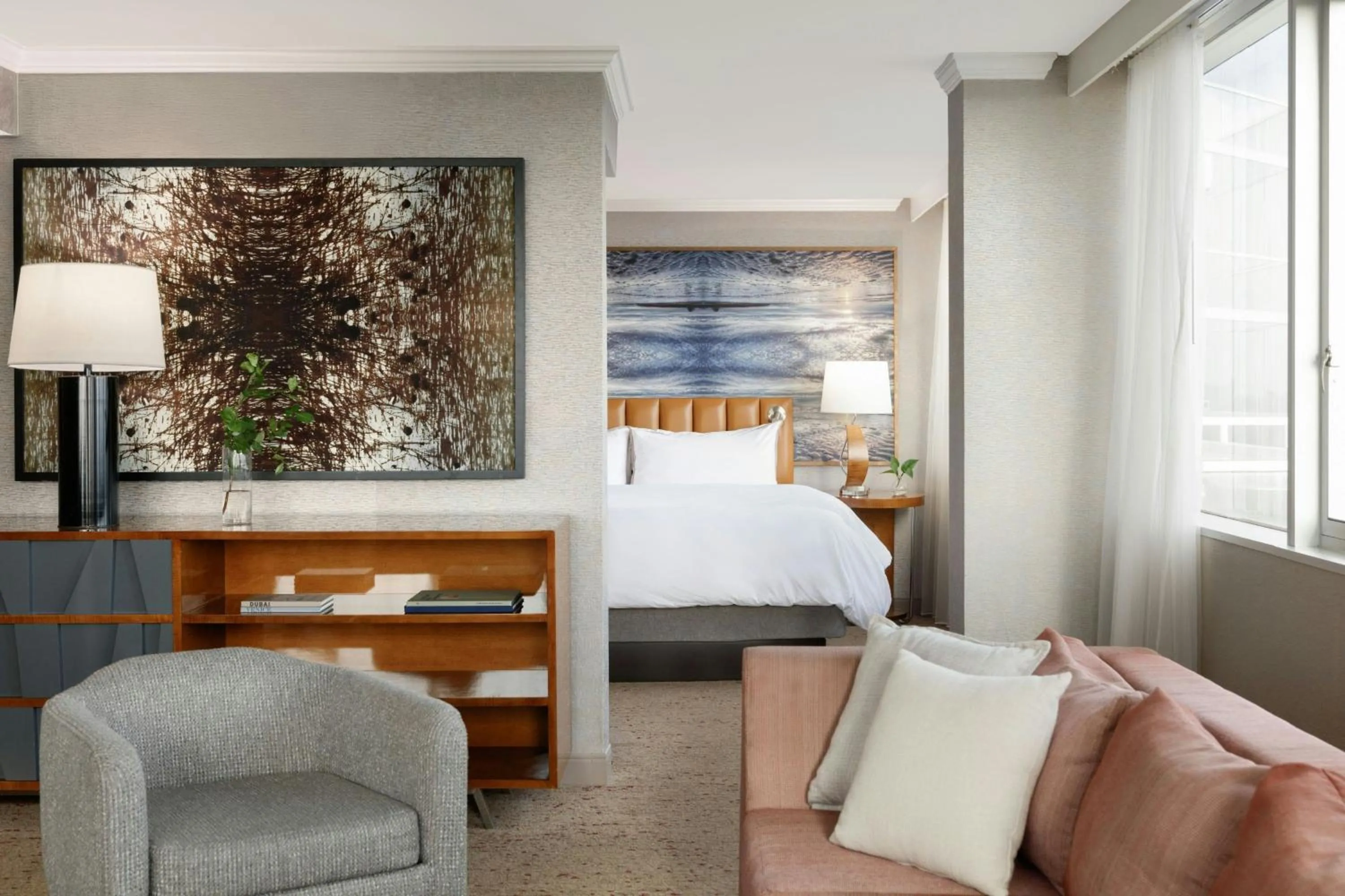 Photo of the whole room, Bed in The Westin Fort Lauderdale