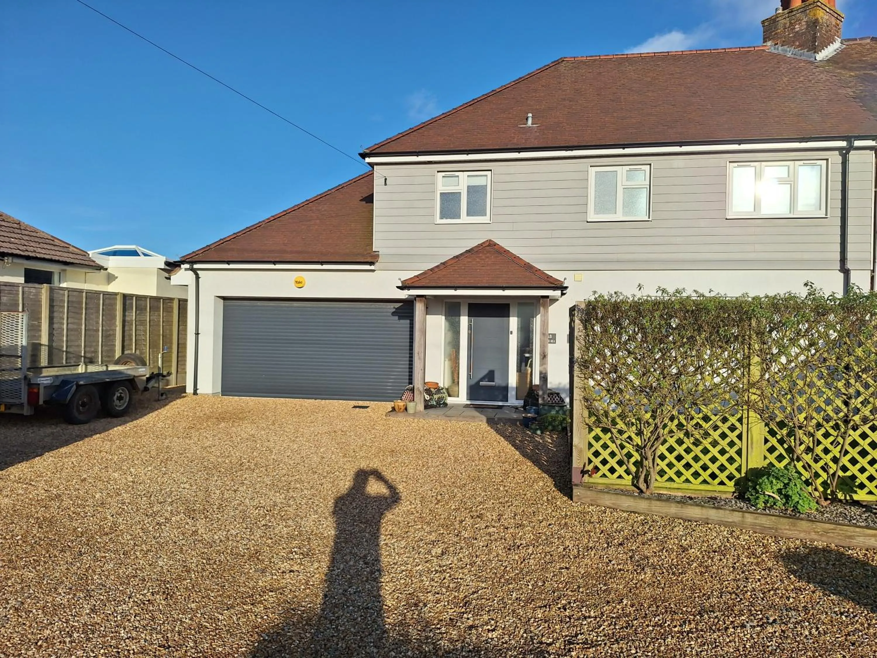 By the sea, home from home sleeps 6