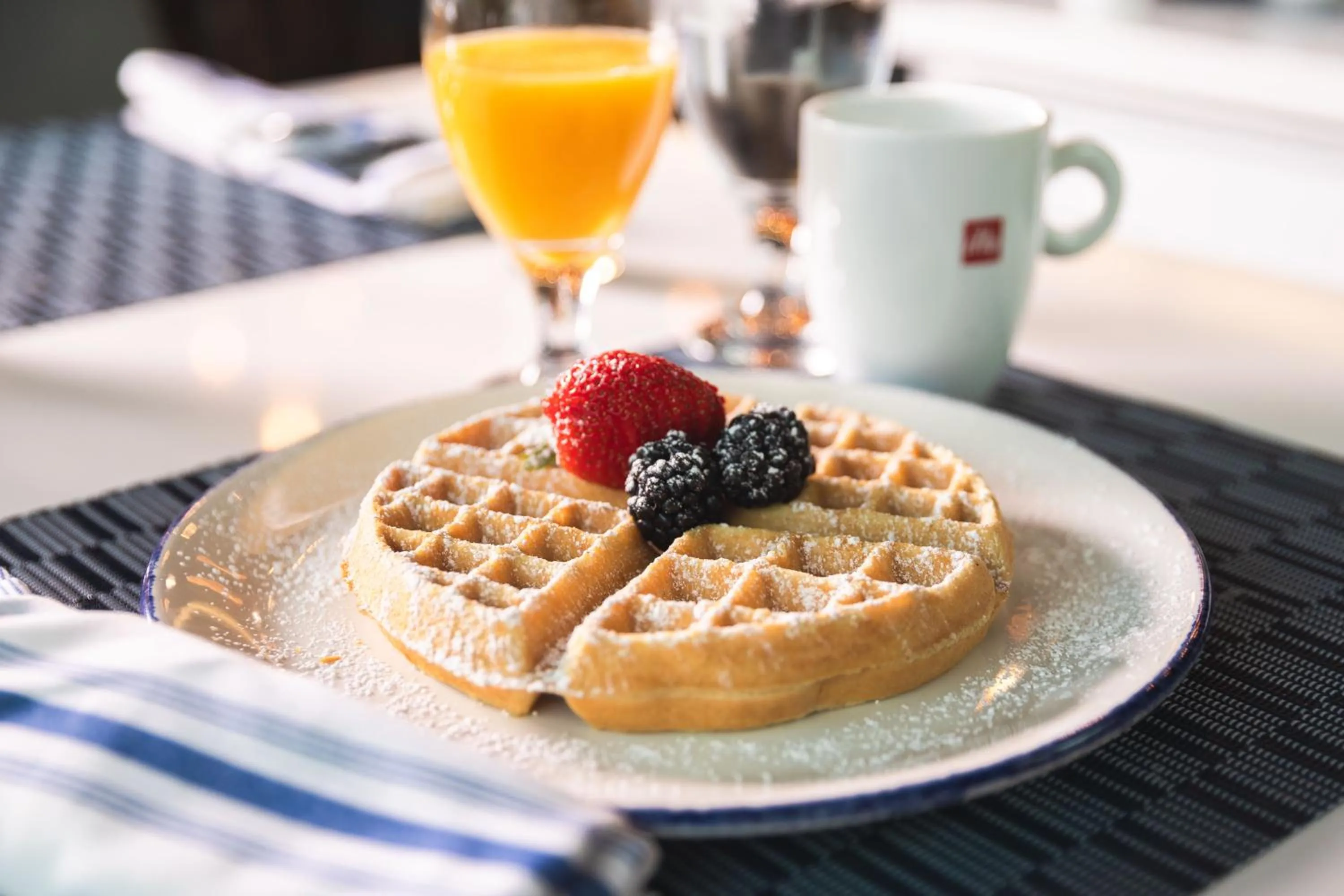 Breakfast in Le Meridien Atlanta Perimeter