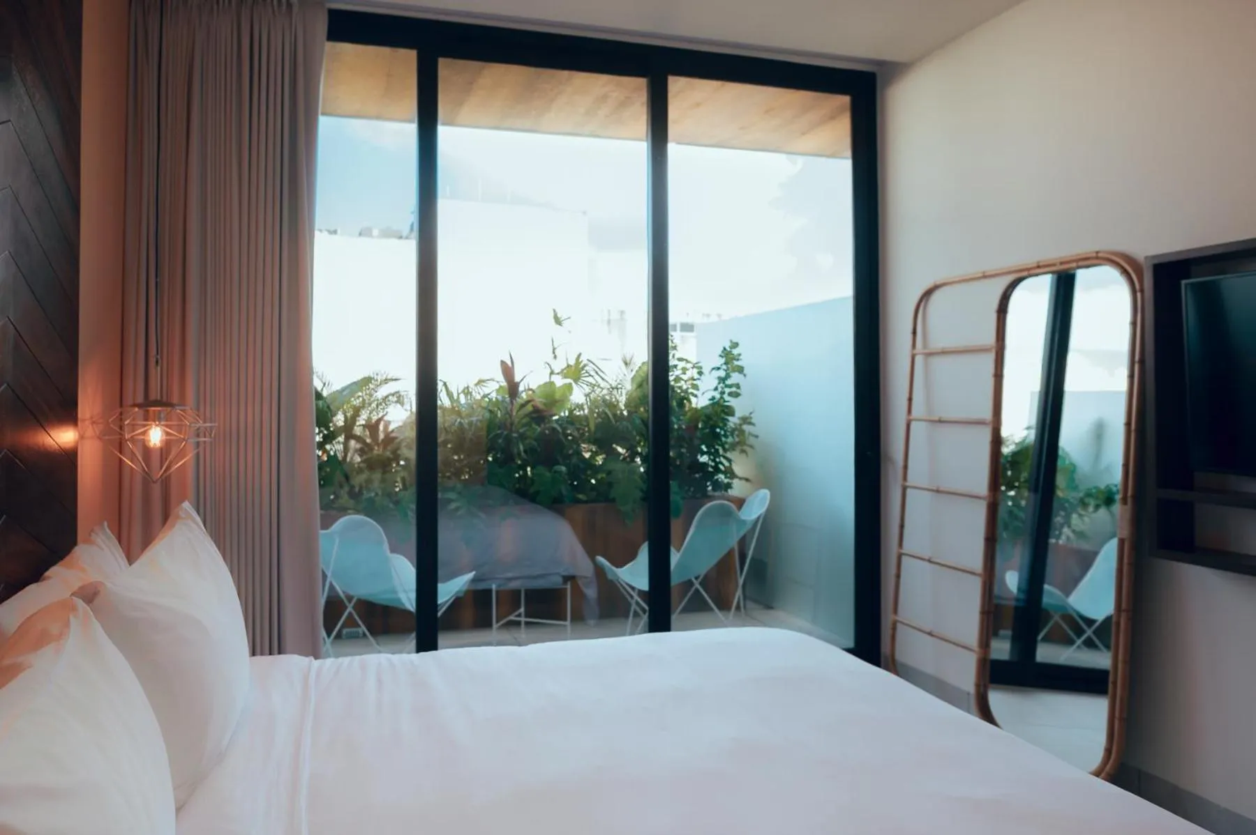 Bed in CALIXTA Hotel