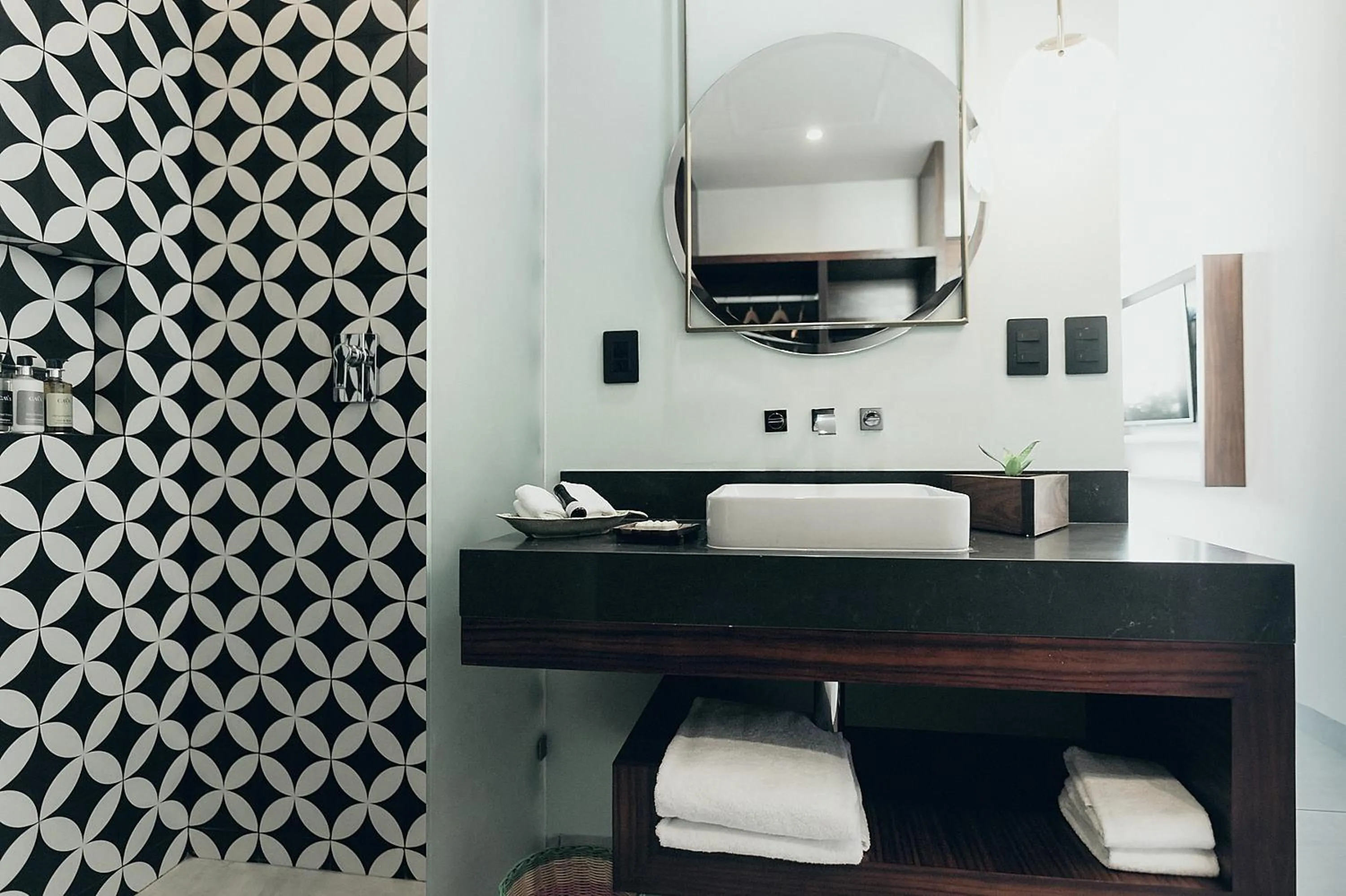 Bathroom in CALIXTA Hotel