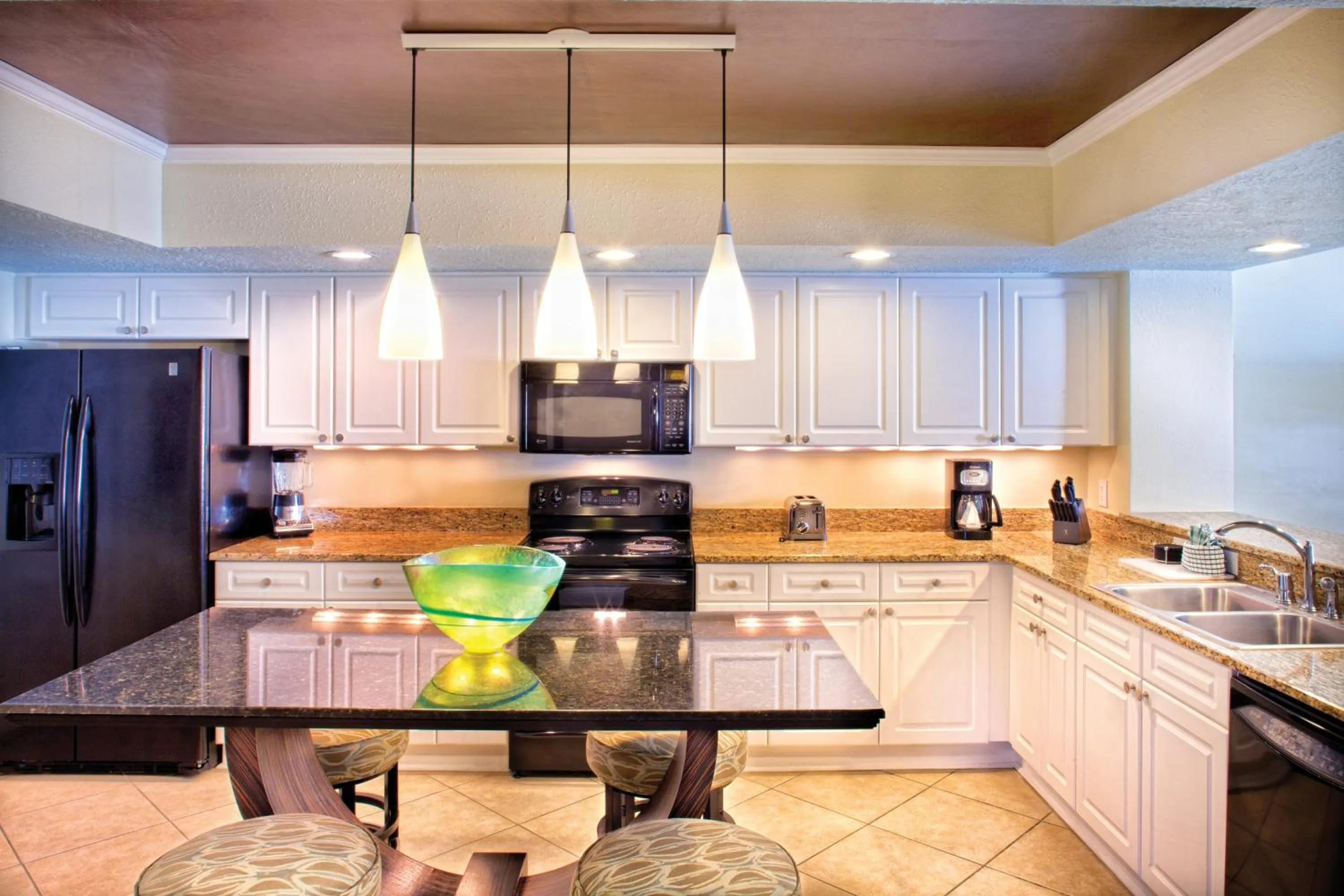 Kitchen or kitchenette in Club Wyndham Panama City Beach