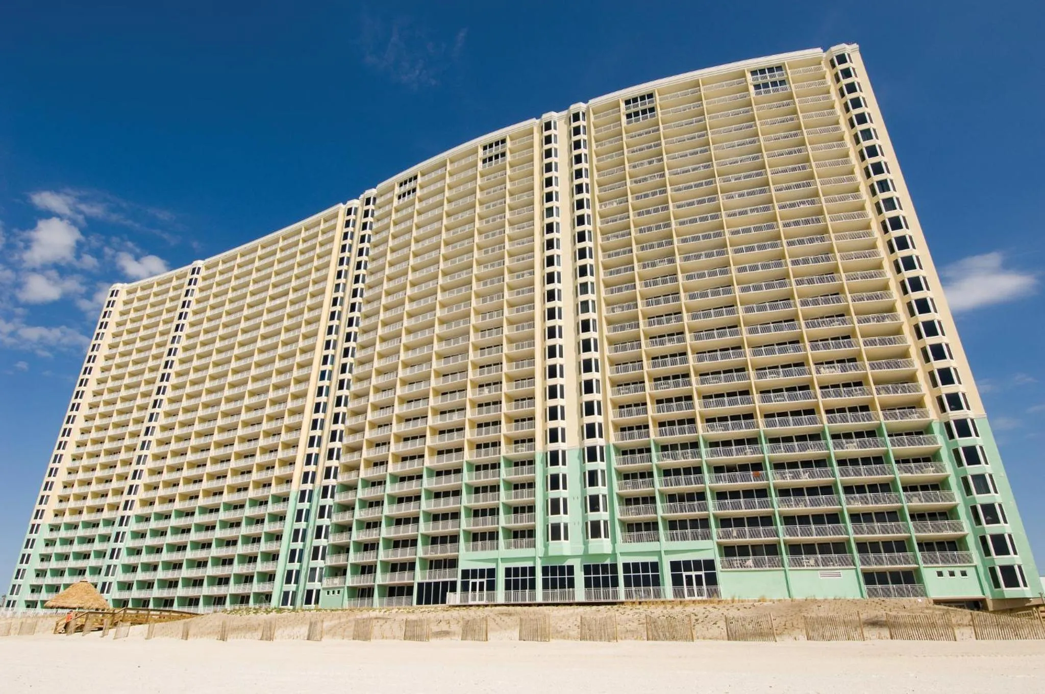 Property building in Club Wyndham Panama City Beach