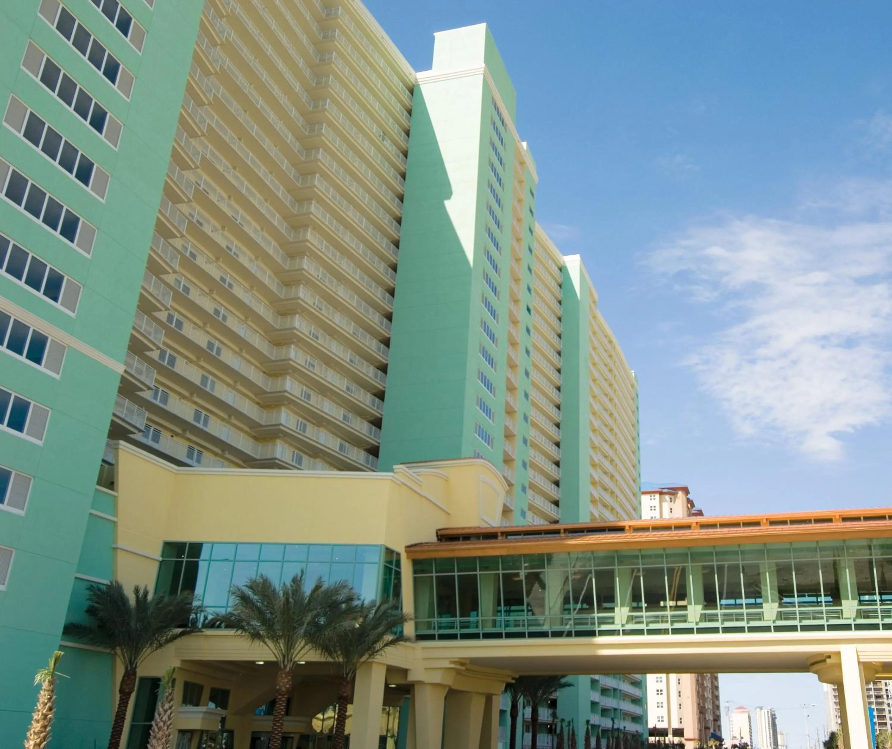 Property building in Club Wyndham Panama City Beach