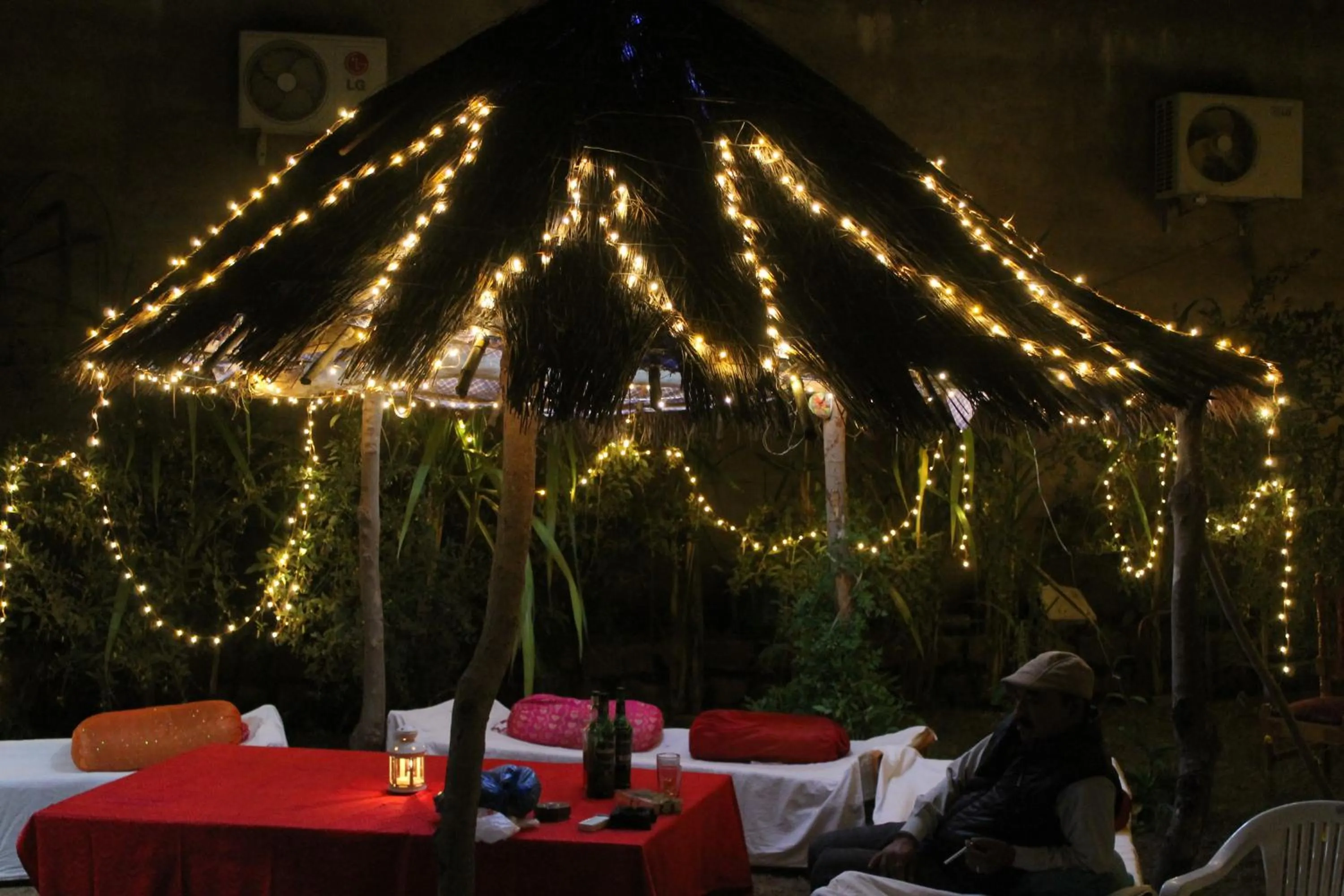 Seating area in Hotel isabel Palace