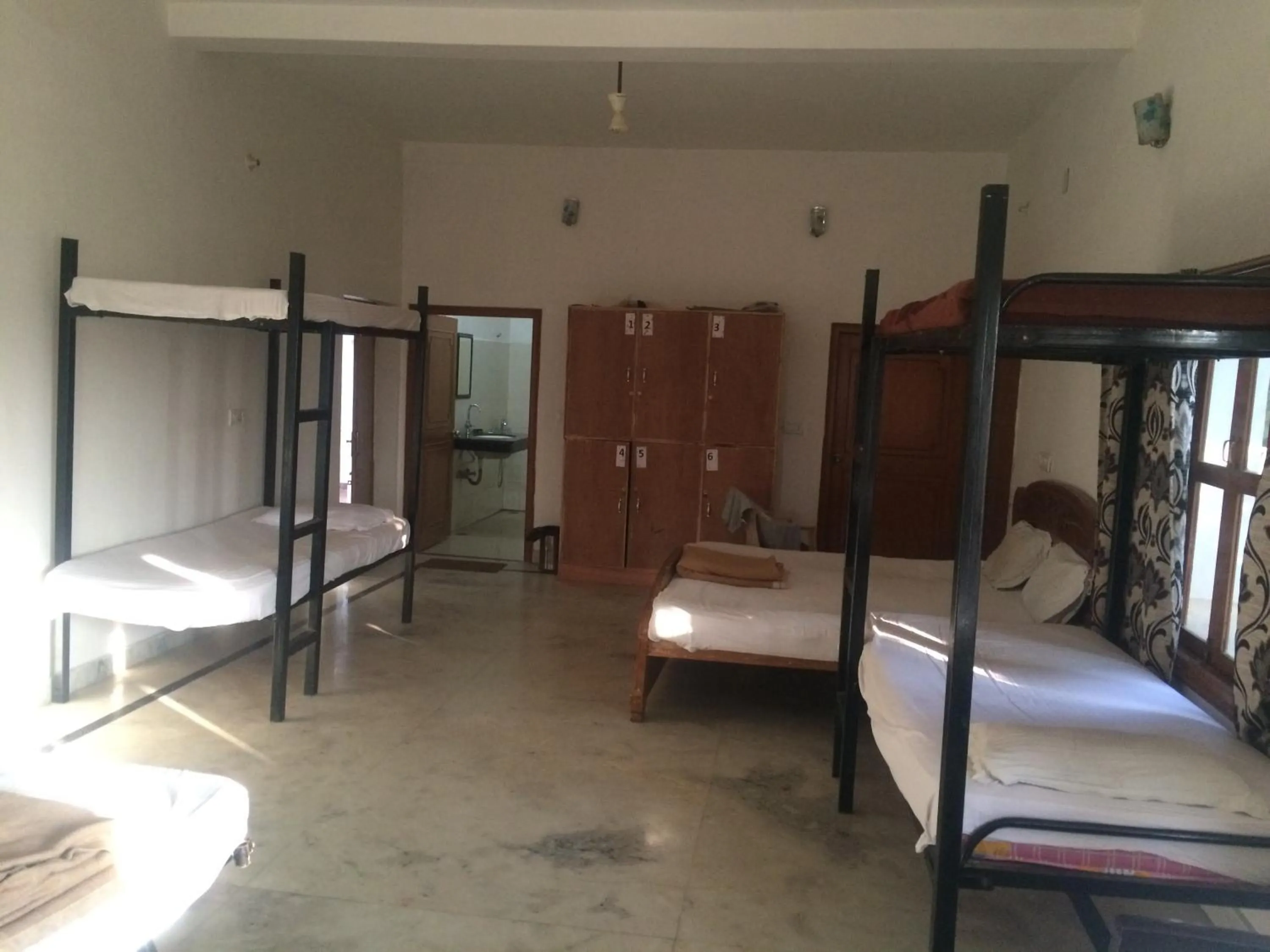 bunk bed, Bed in Hotel isabel Palace