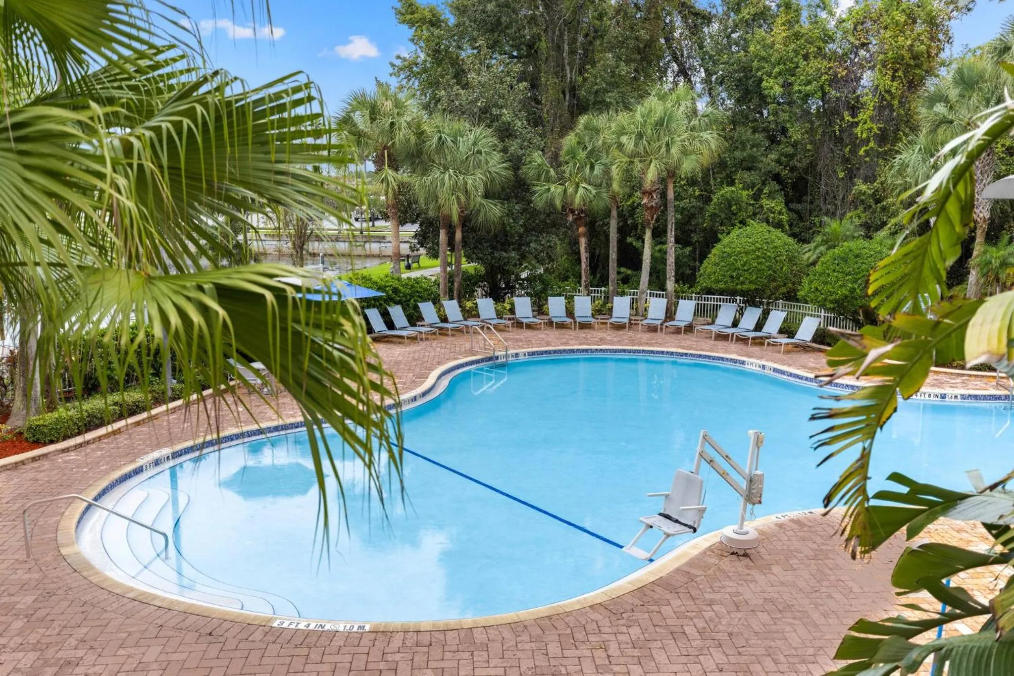 Swimming pool in Club Wyndham Cypress Palms