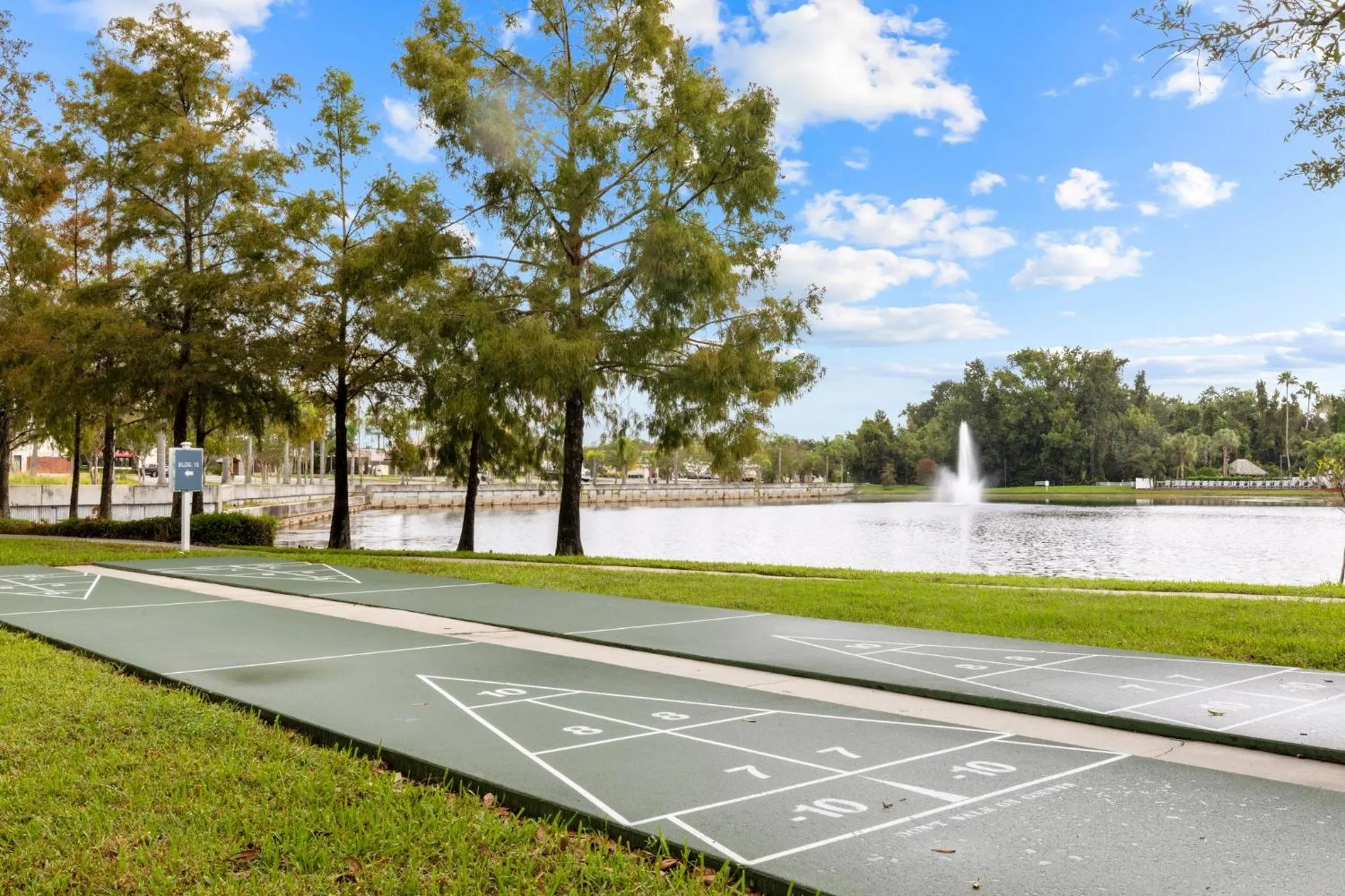 Property building in Club Wyndham Cypress Palms