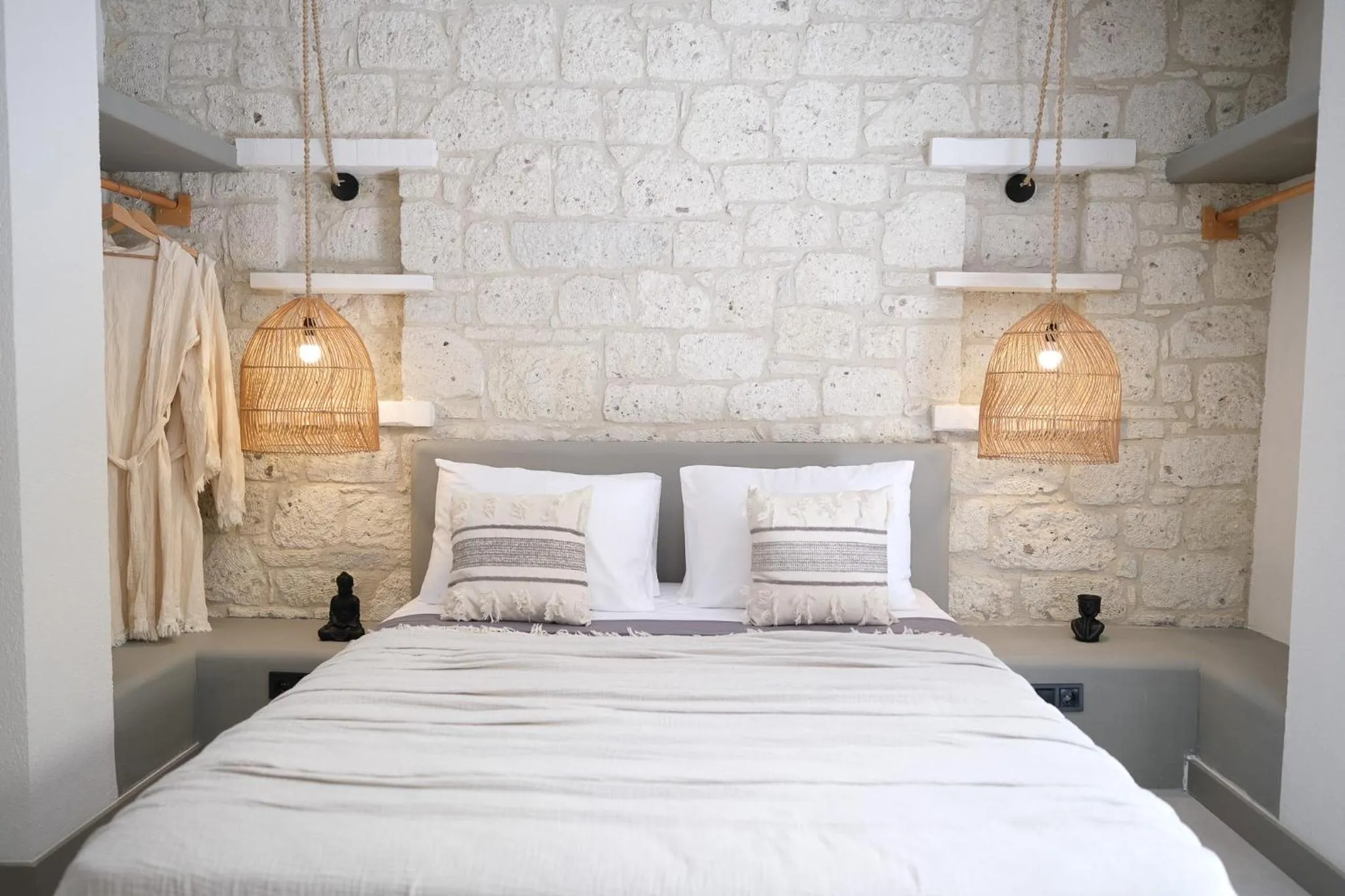 Bed in Derin Alacati