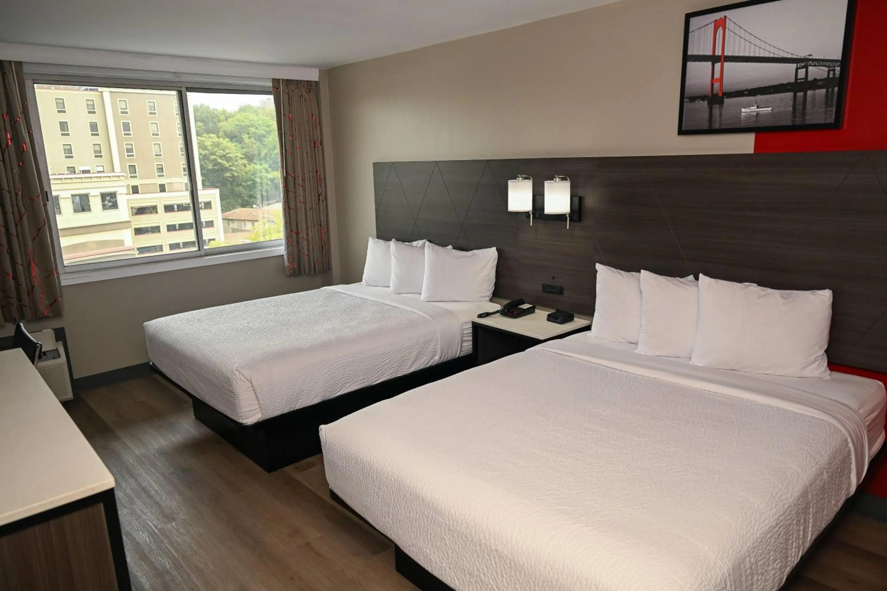 Photo of the whole room, Bed in Ramada by Wyndham North Bergen