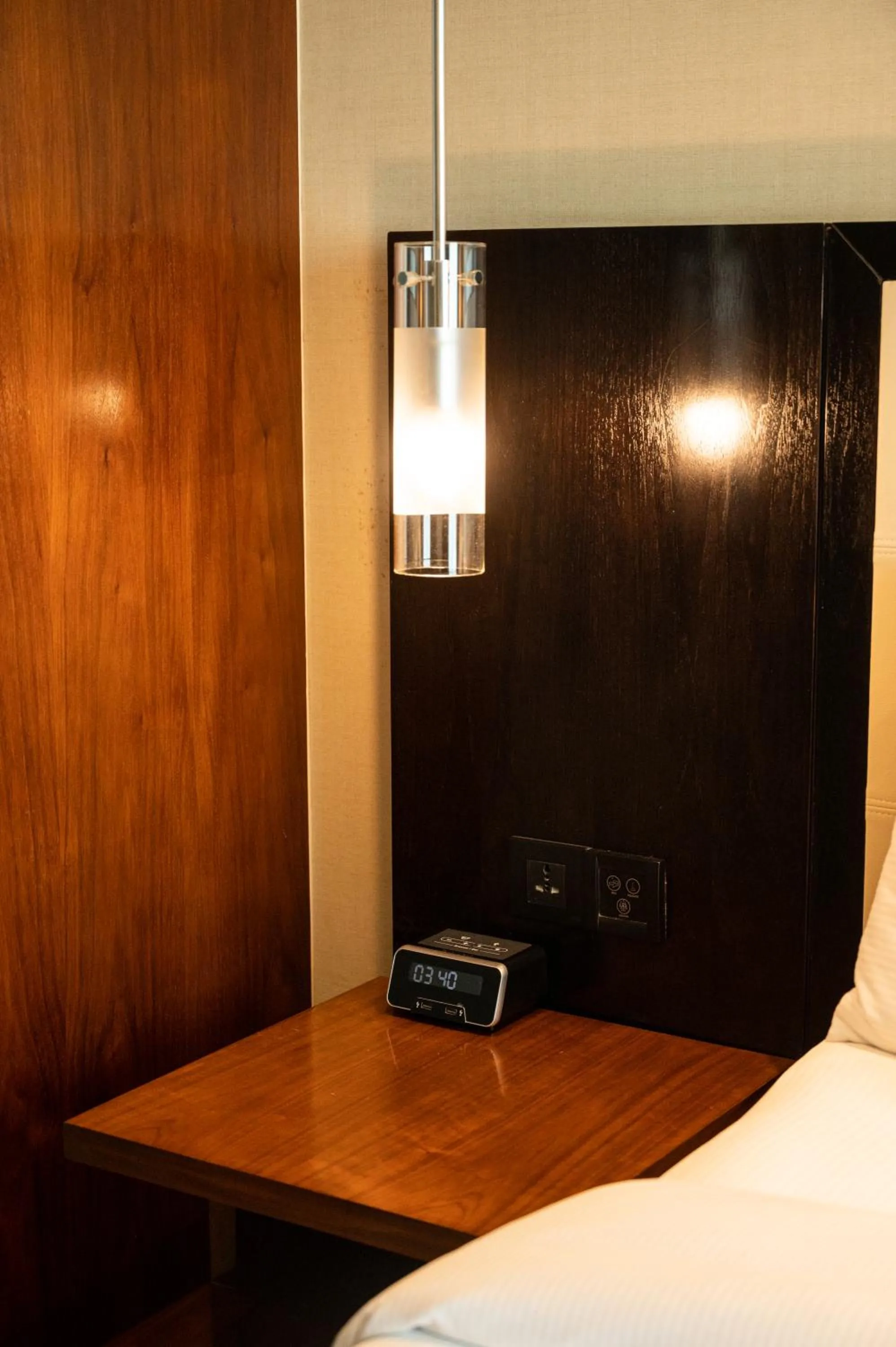 Bedroom, Bed in DoubleTree by Hilton-Pune Chinchwad