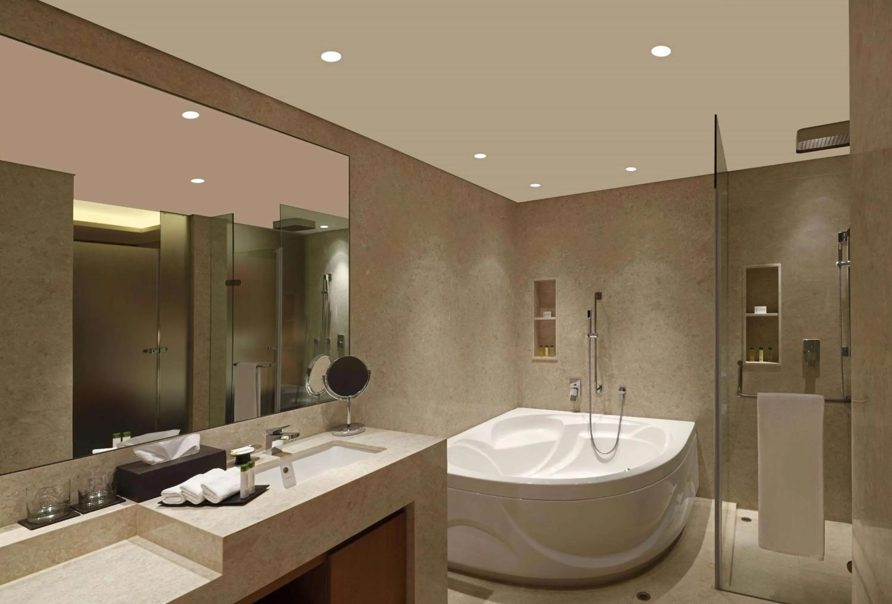 Bathroom in DoubleTree by Hilton-Pune Chinchwad